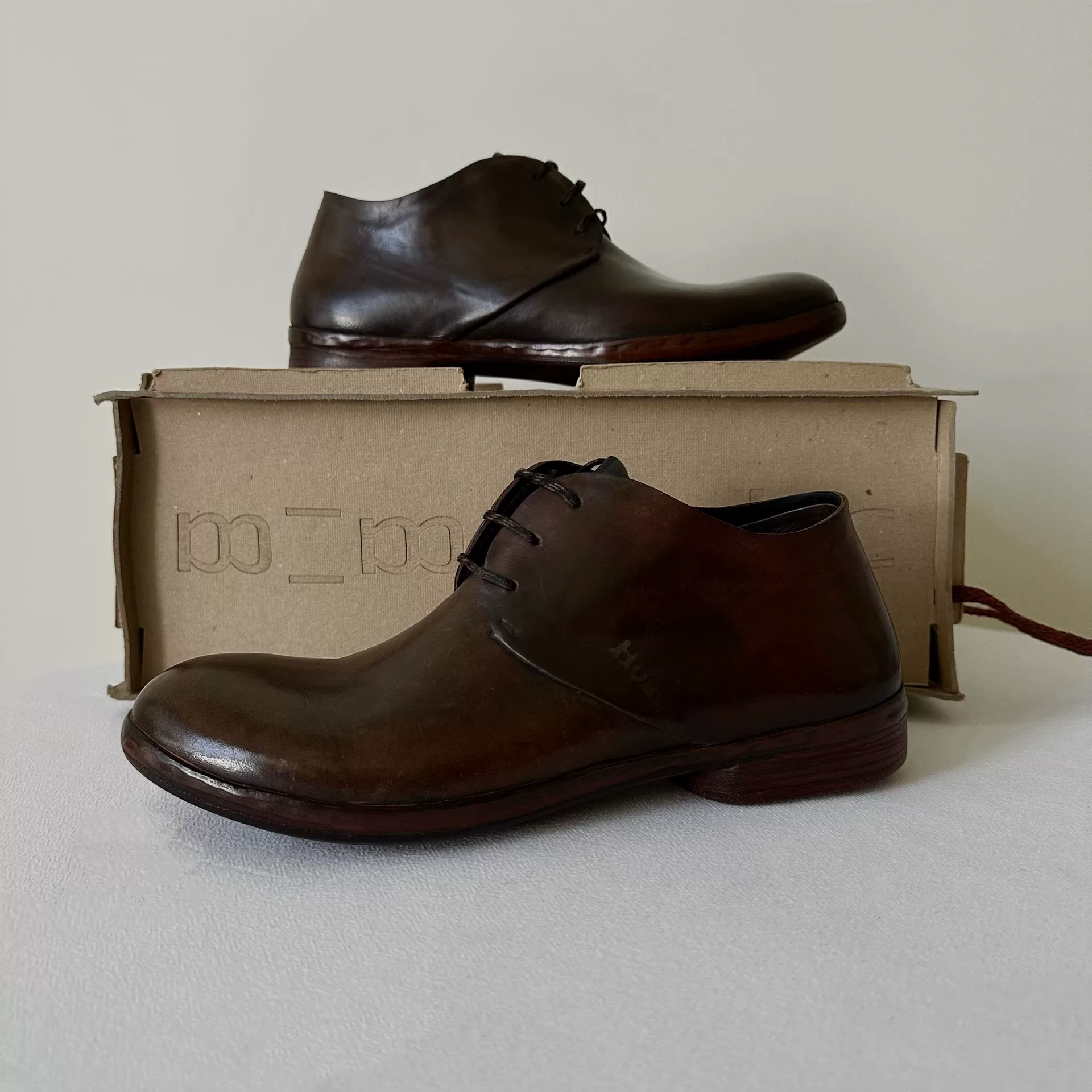 M_Moriabc Low-Top Leather Boots — detail