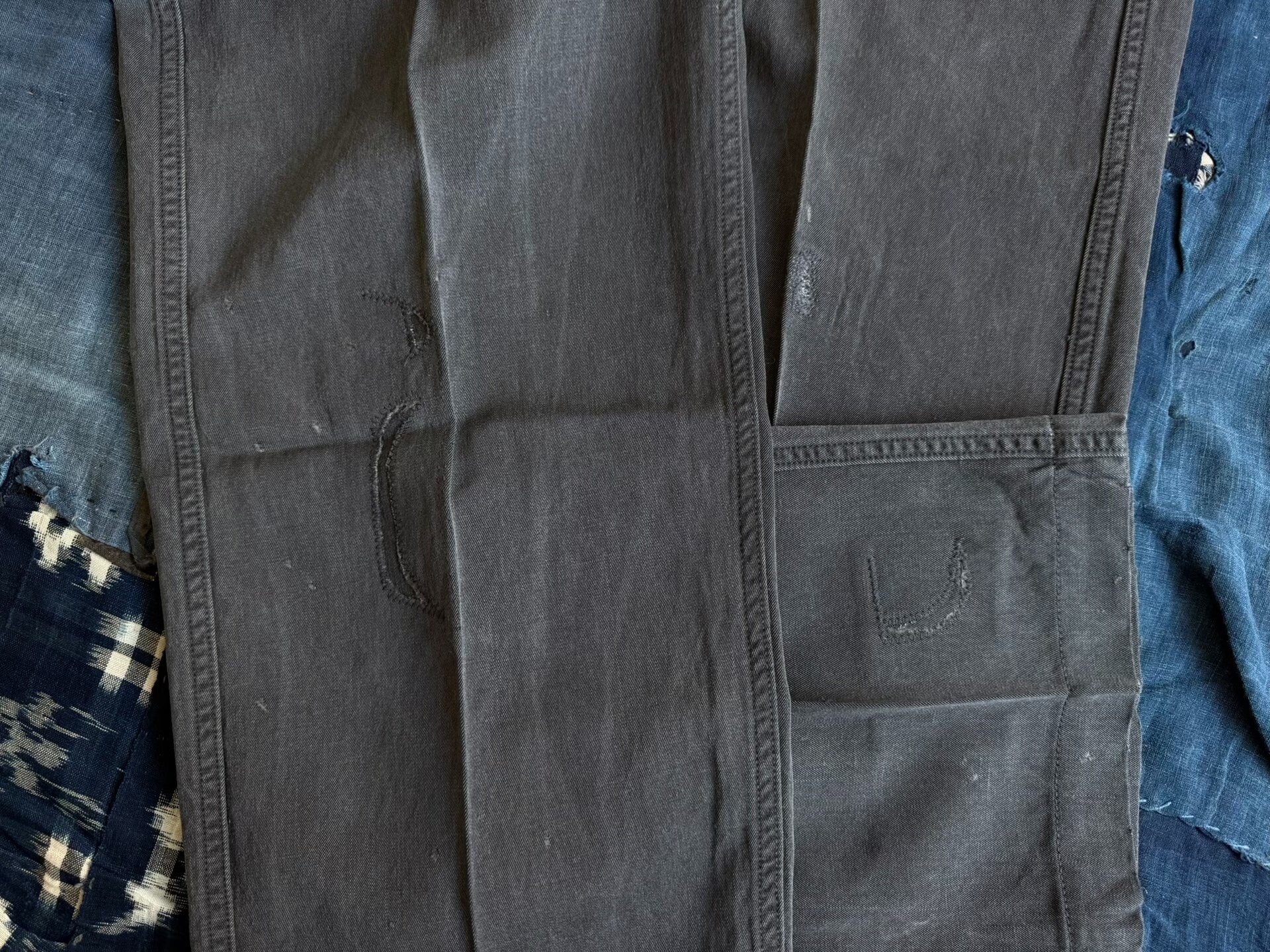 VISVIM 25AW ALPER PANTS DMGD — label
