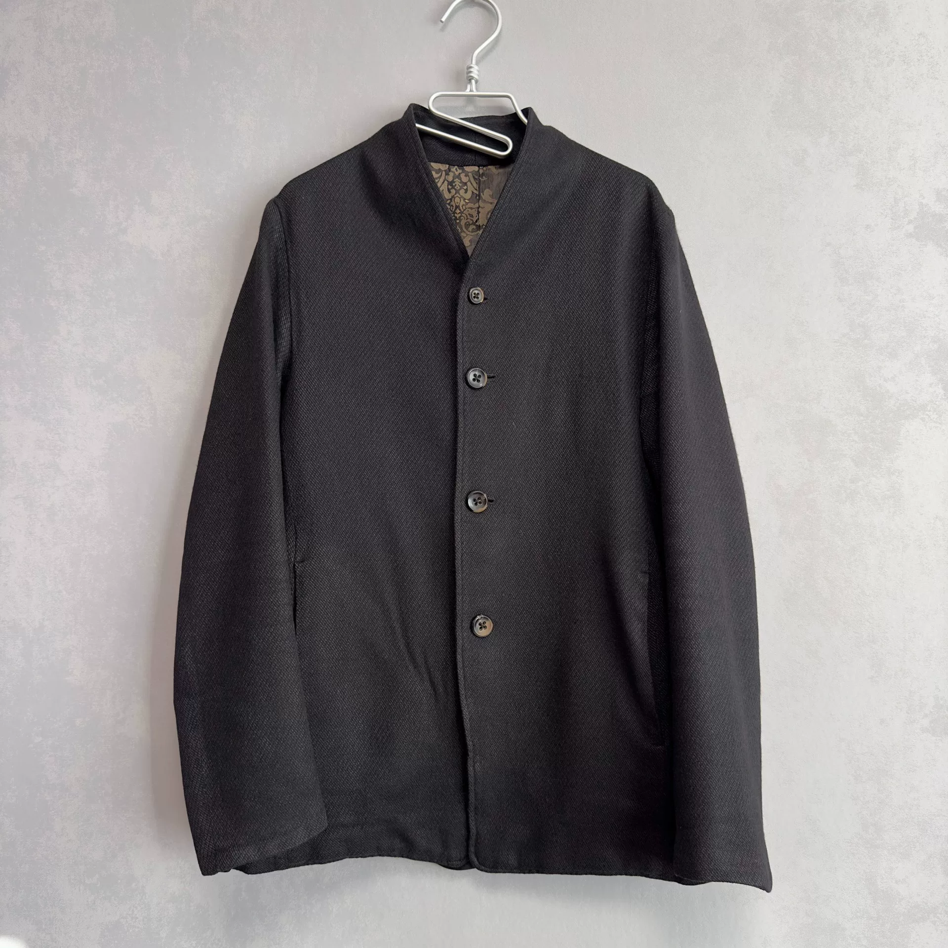 Geoffrey B.Small Collarless Limited Jacket — front