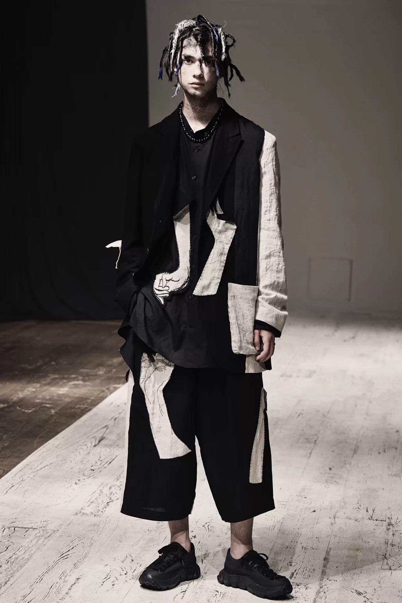 Yohji Yamamoto 22SS Asymmetrical Patchwork Coat — detail