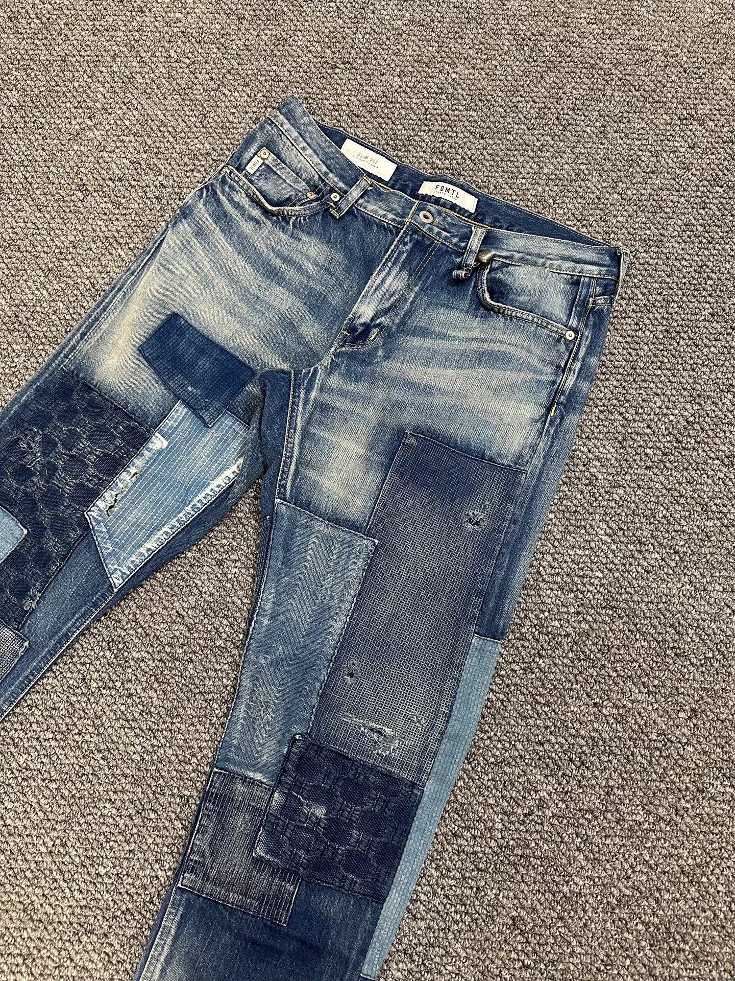 fdmtl Jeans W32L30 — front