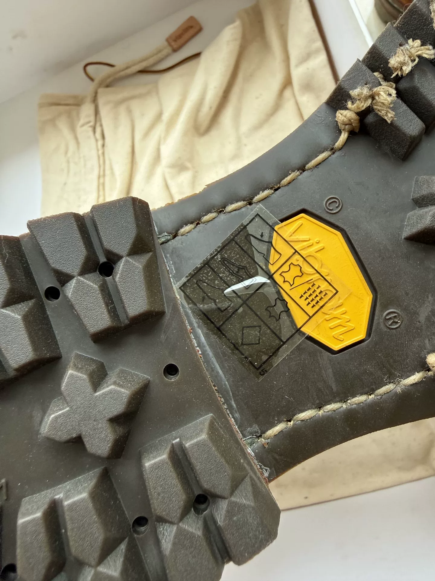Visvim 14AW POUNDMAKER BOOTS — label