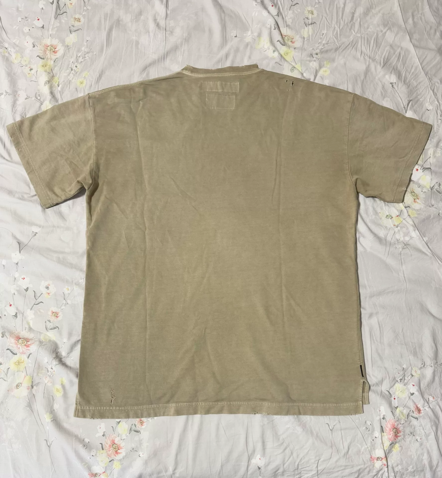 NEIGHBORHOOD 19AW Wax-Dyed Distressed T-shirt — front