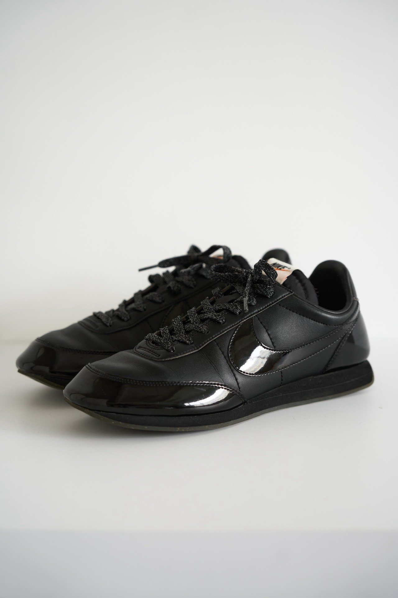 Comme des Garçons 20SS Nike Sneakers — front