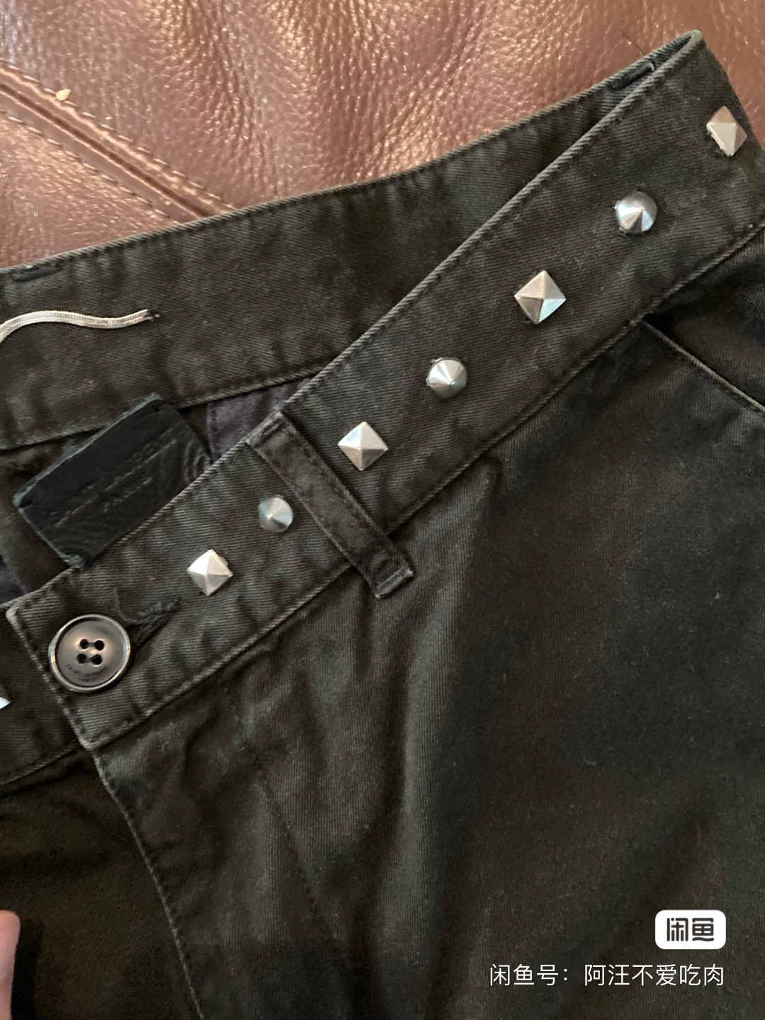 Saint Laurent SLP Distressed Shorts 46 — back