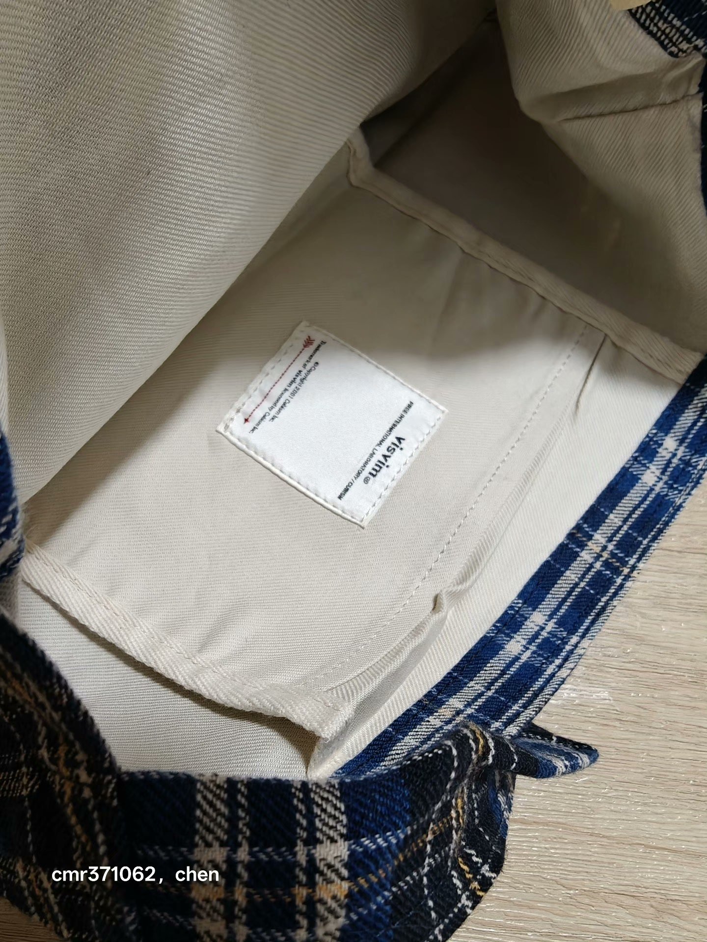 visvim 18AW Musette Check — label
