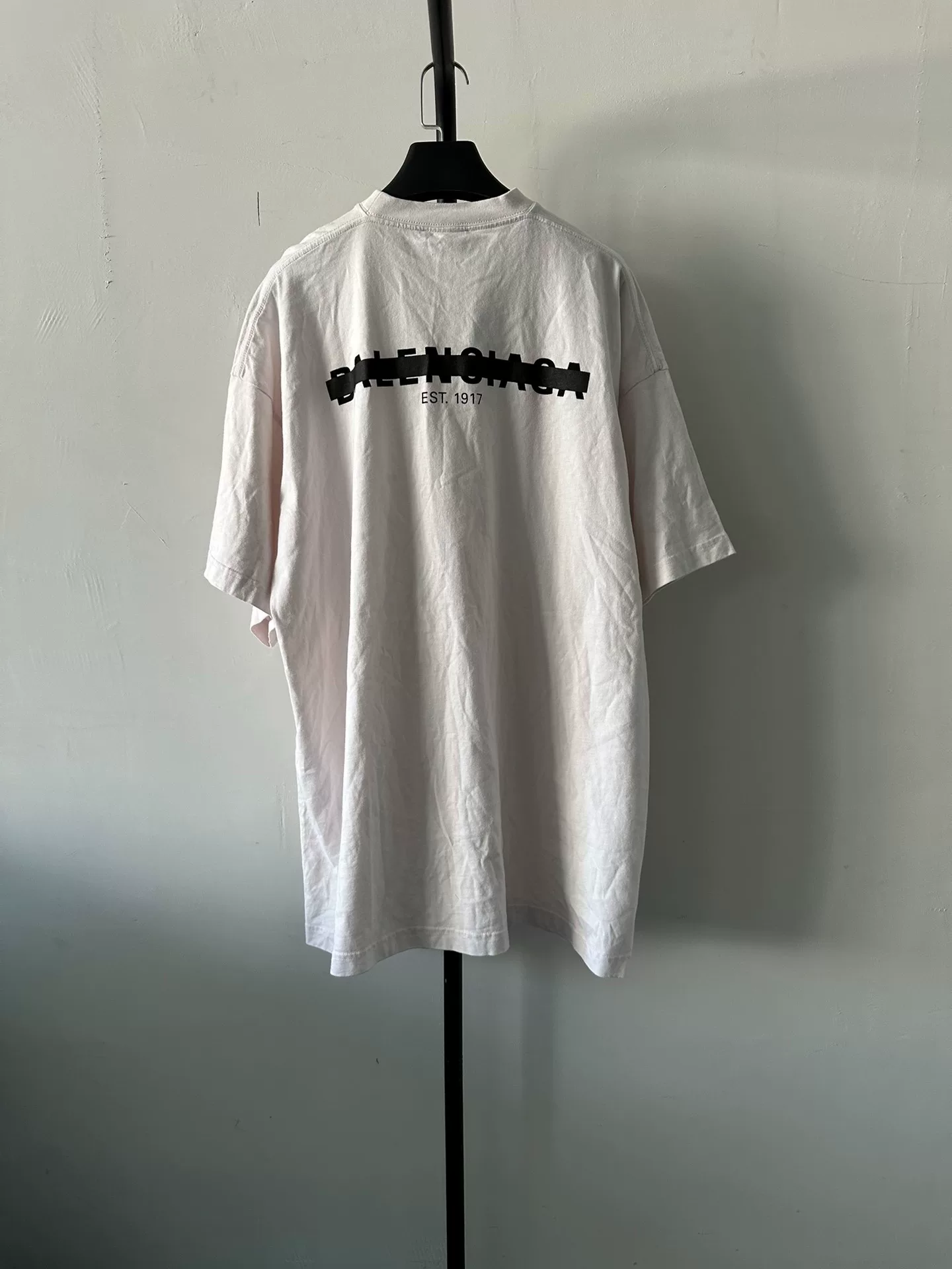 Balenciaga Logo Print Loose Short-Sleeve T-Shirt — front