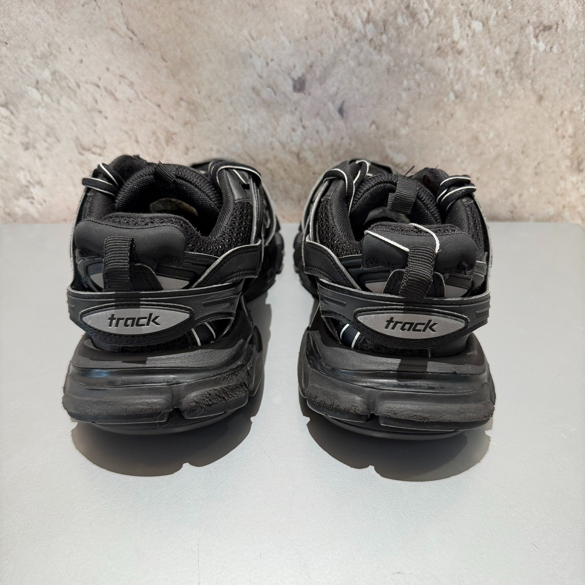 Balenciaga Track Black Dad Shoes Size 39 — label