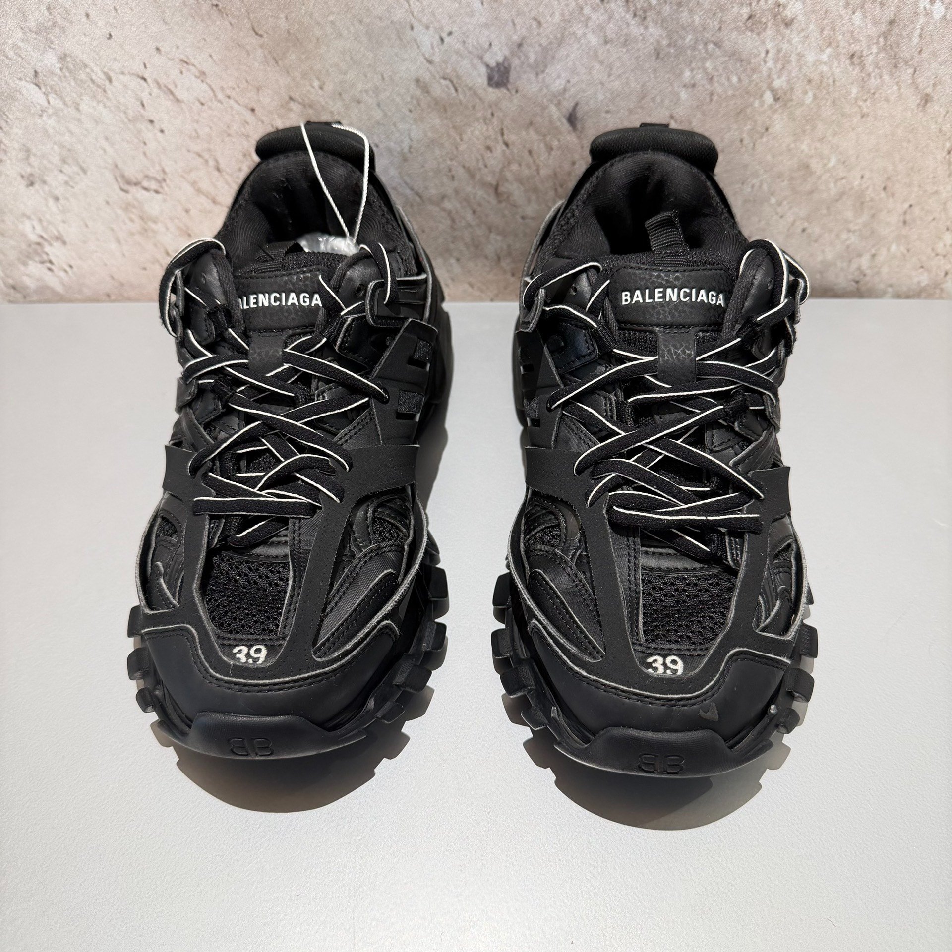 Balenciaga Track Black Dad Shoes Size 39 — front