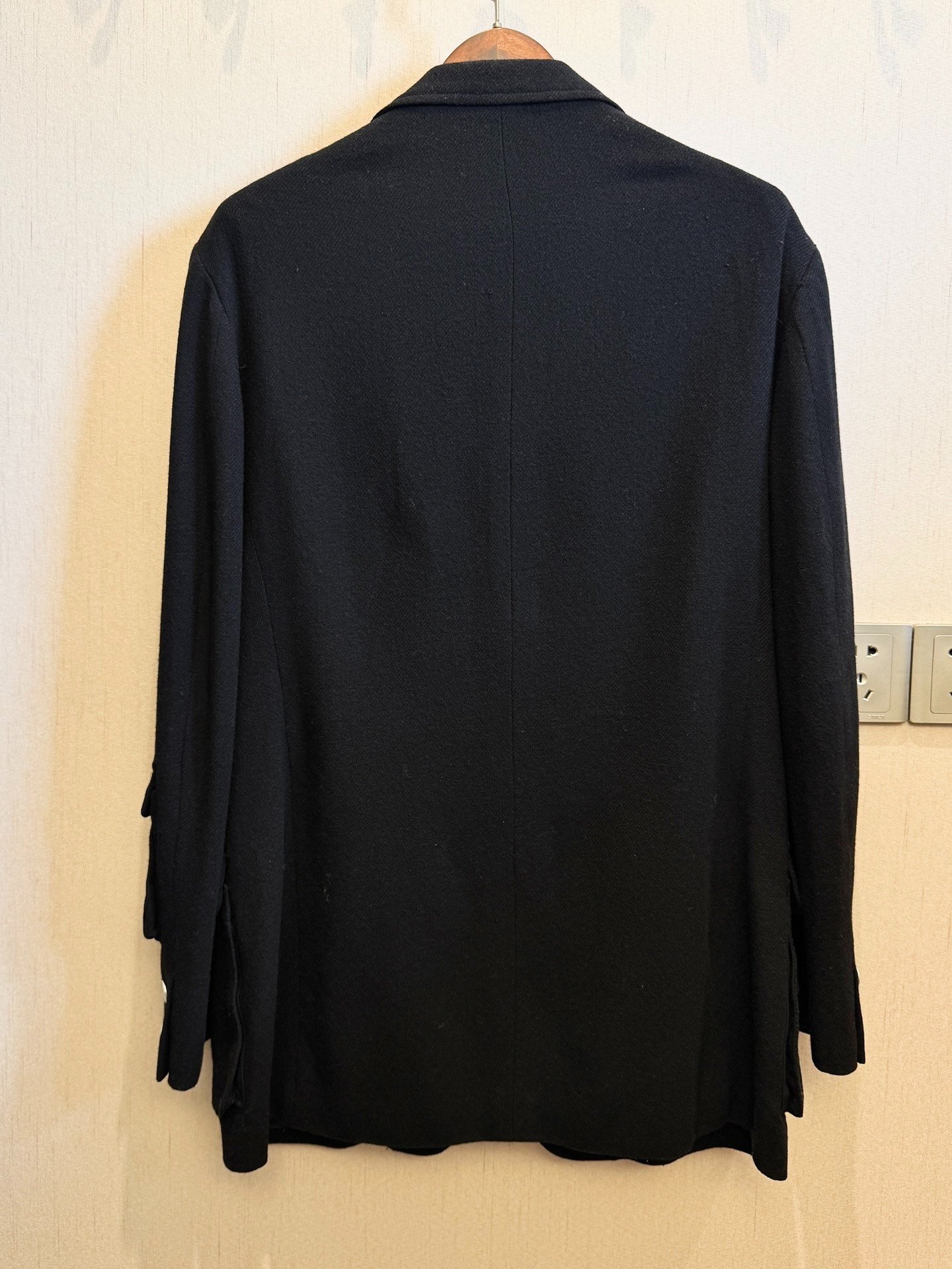 Yohji Yamamoto 05AW Silver Button Blazer — front