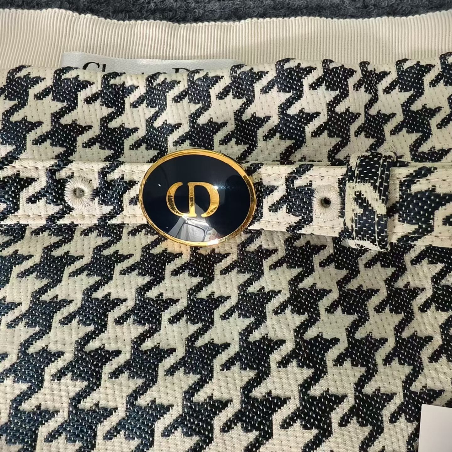 Dior Houndstooth Belted Skirt — detail