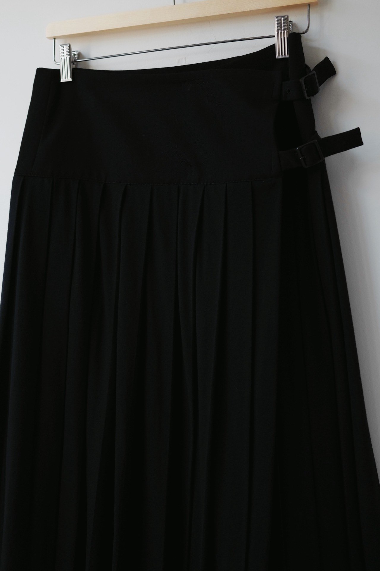 Yohji Yamamoto Noir 18SS Pleated Midi Skirt — front