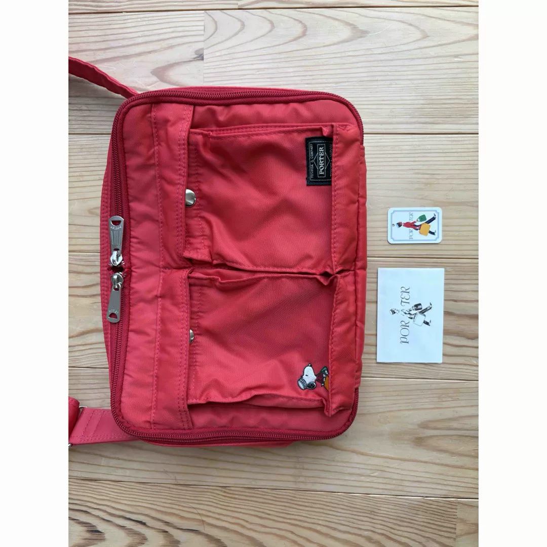 PORTER×SNOOPY Red Single-Shoulder Bag — detail