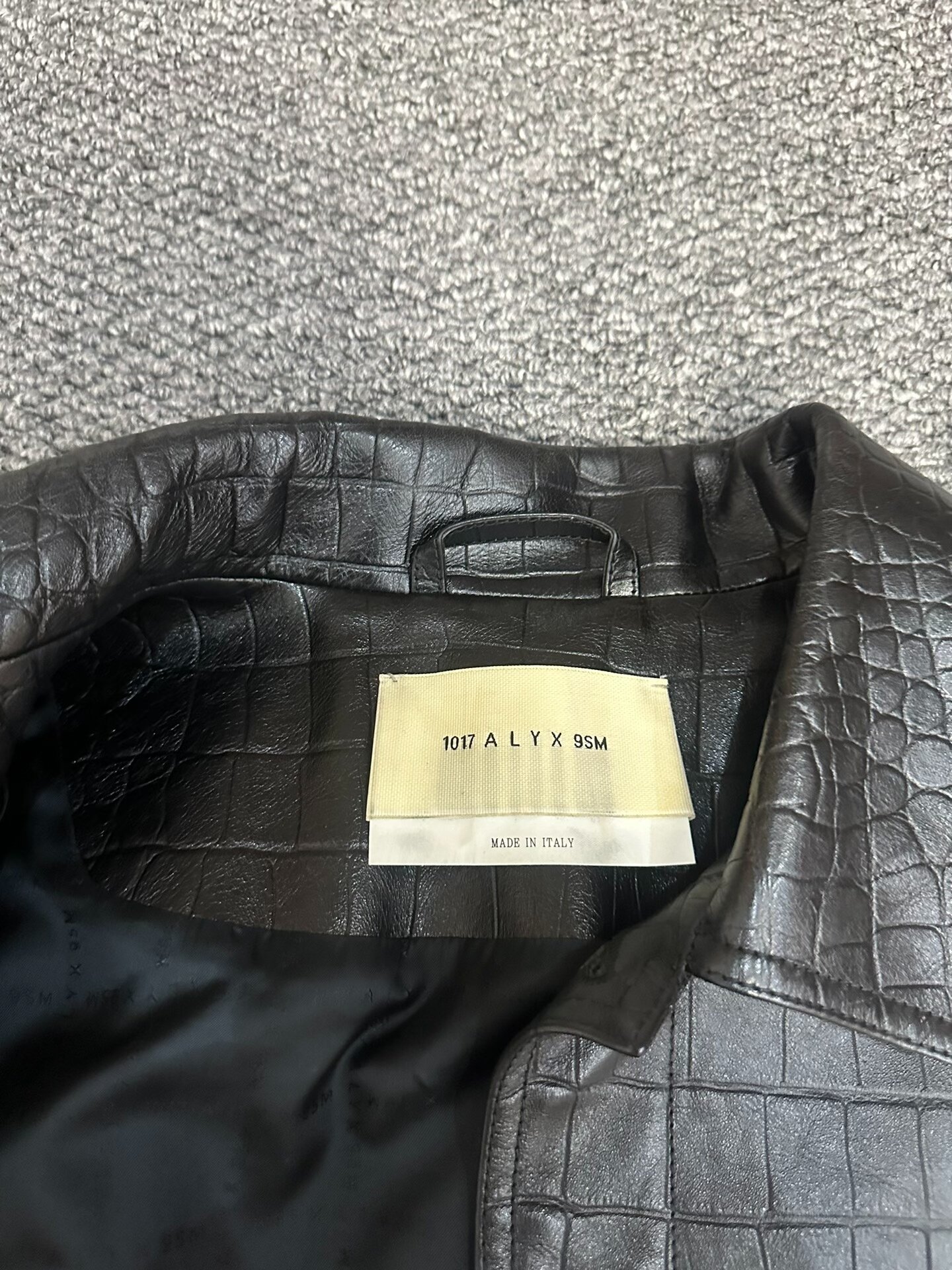 Alyx Calf Leather Oversized Jacket — detail
