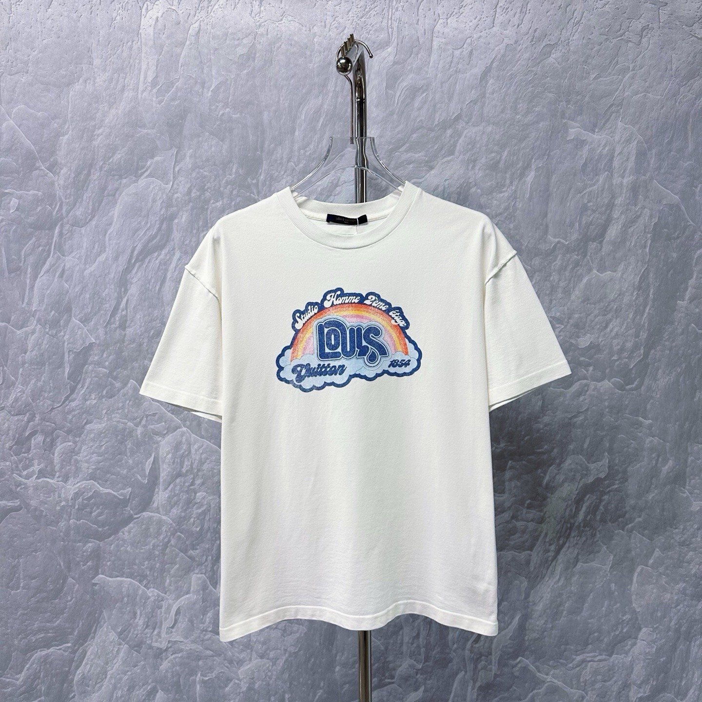 Louis Vuitton Distressed Rainbow Print T-shirt L