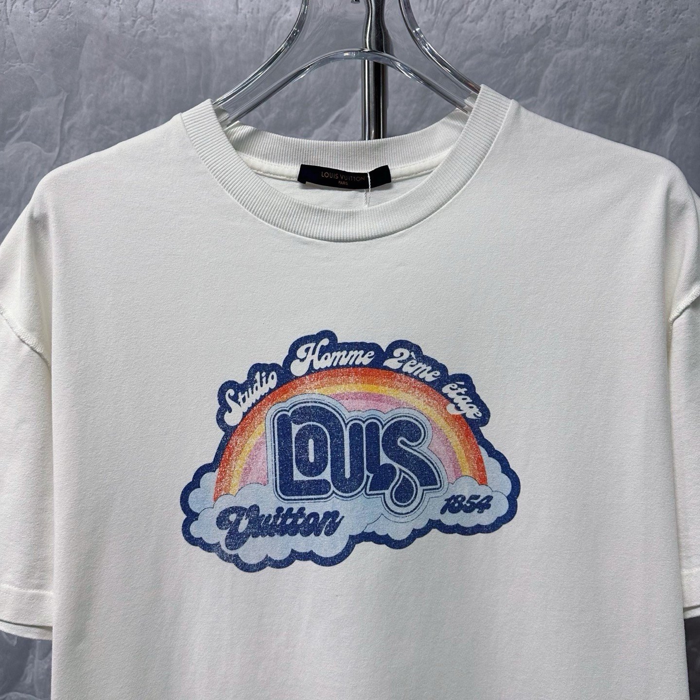 Louis Vuitton Distressed Rainbow Print T-shirt L — front