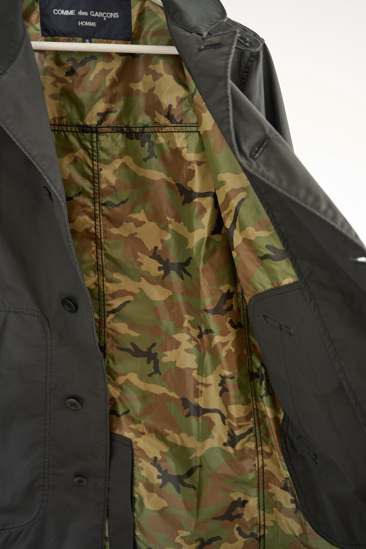 Comme des Garçons 17ss Camo Lined Jacket — label