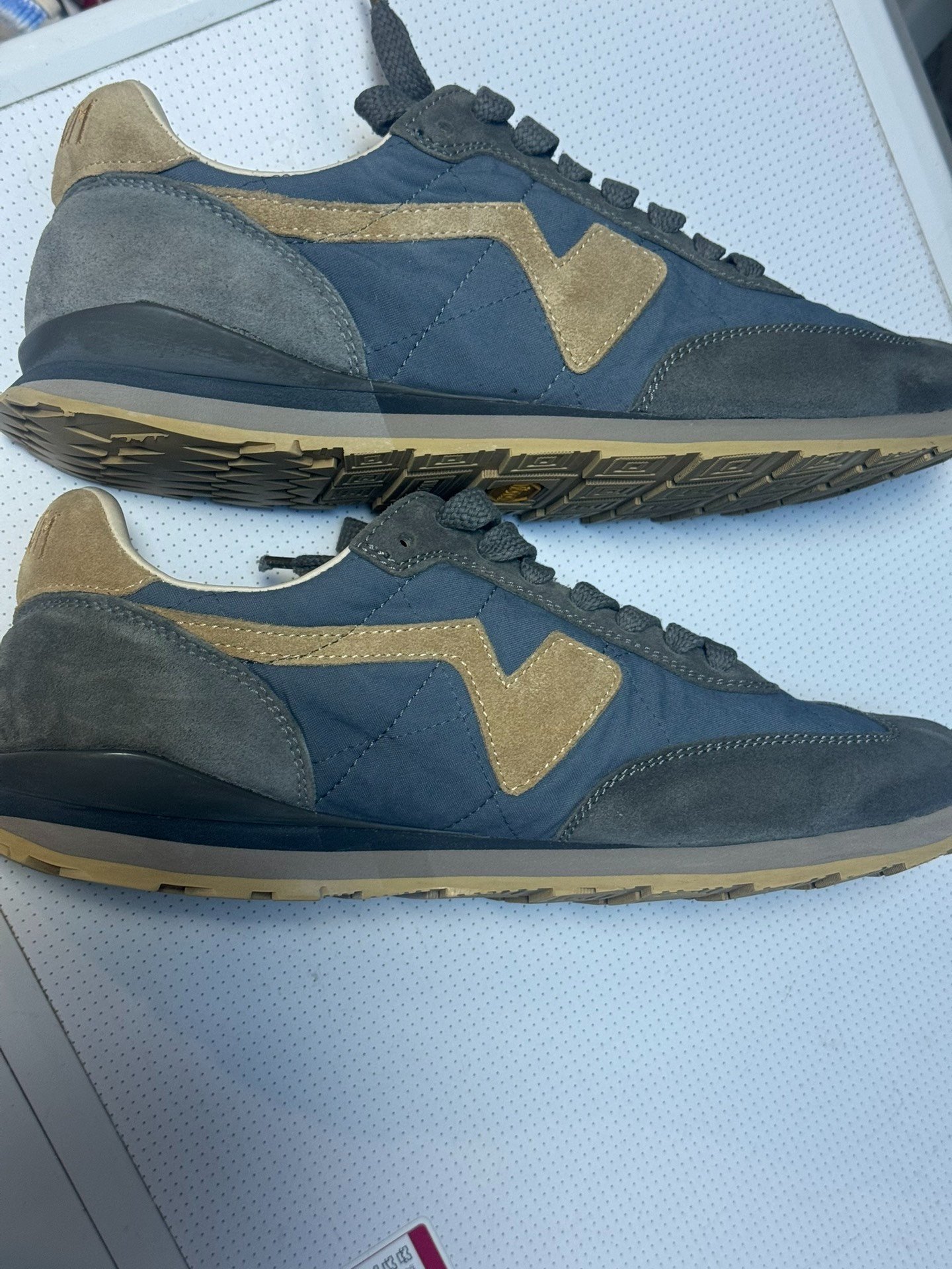 VISVIM FKT RUNNER BLUE — back