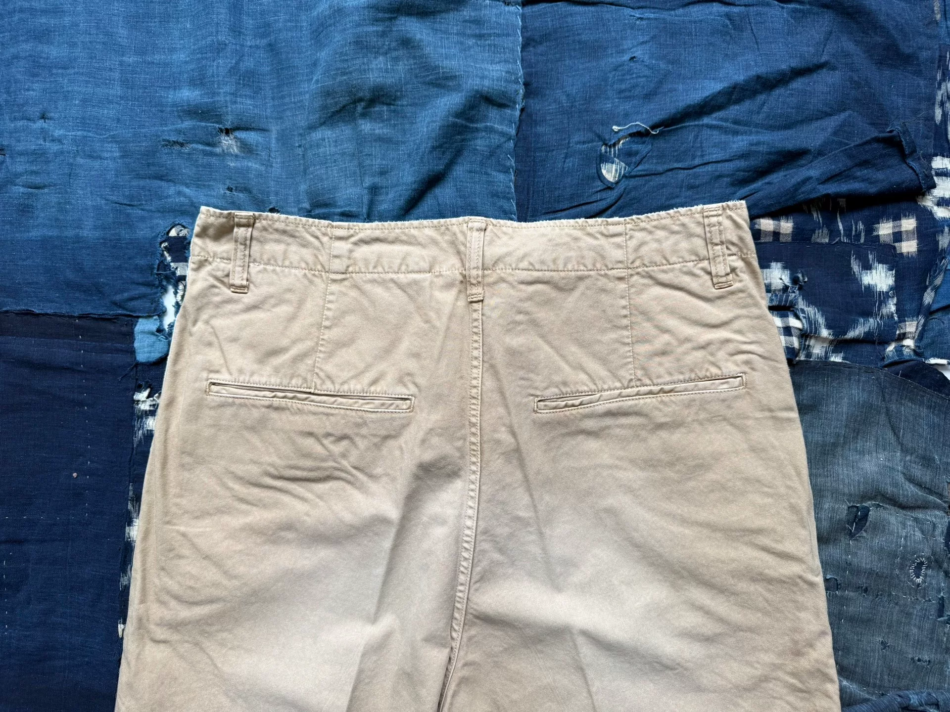 VISVIM 26SS BROADER CHINO SHORTS — label