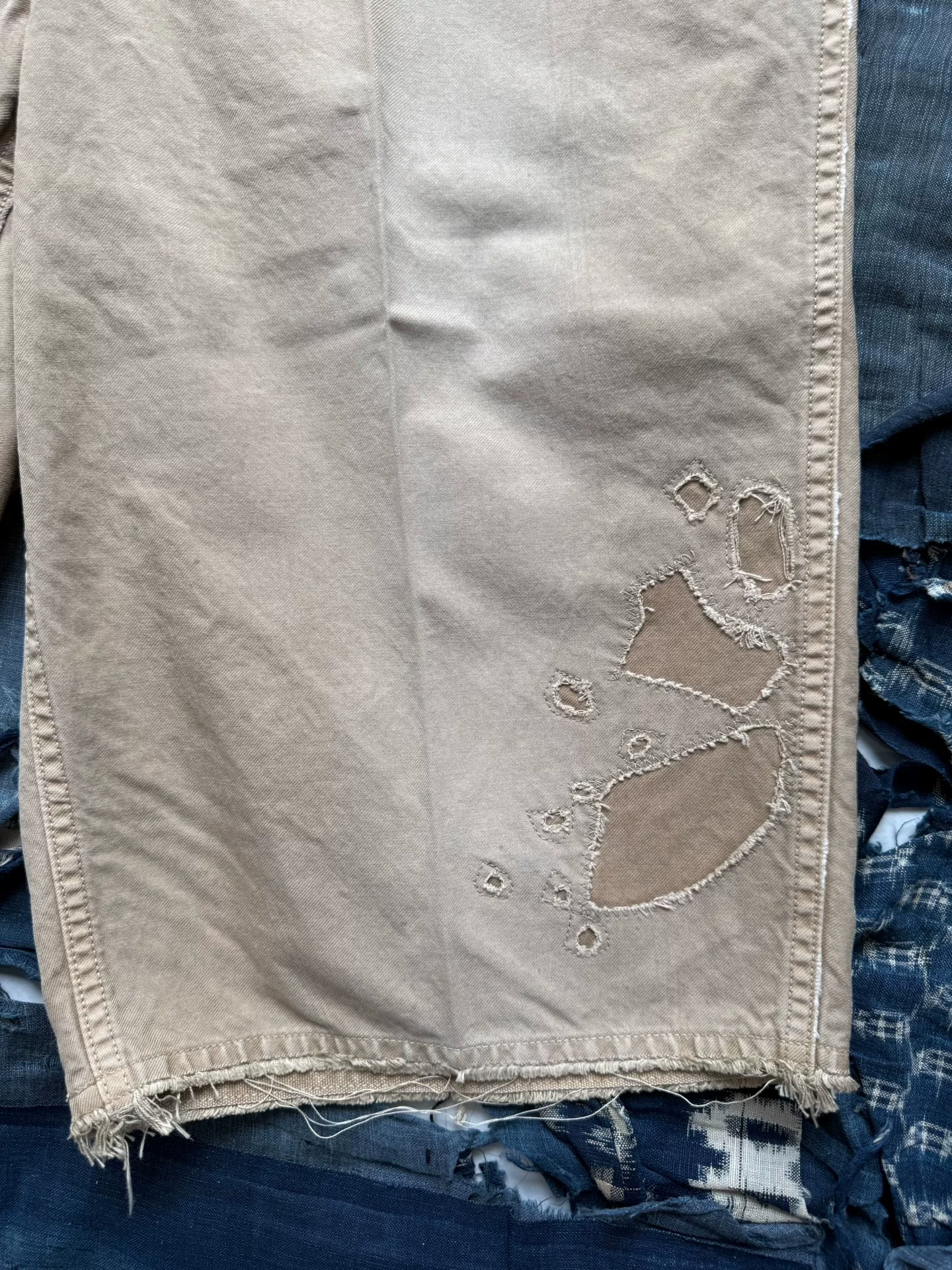 VISVIM 26SS BROADER CHINO SHORTS — detail