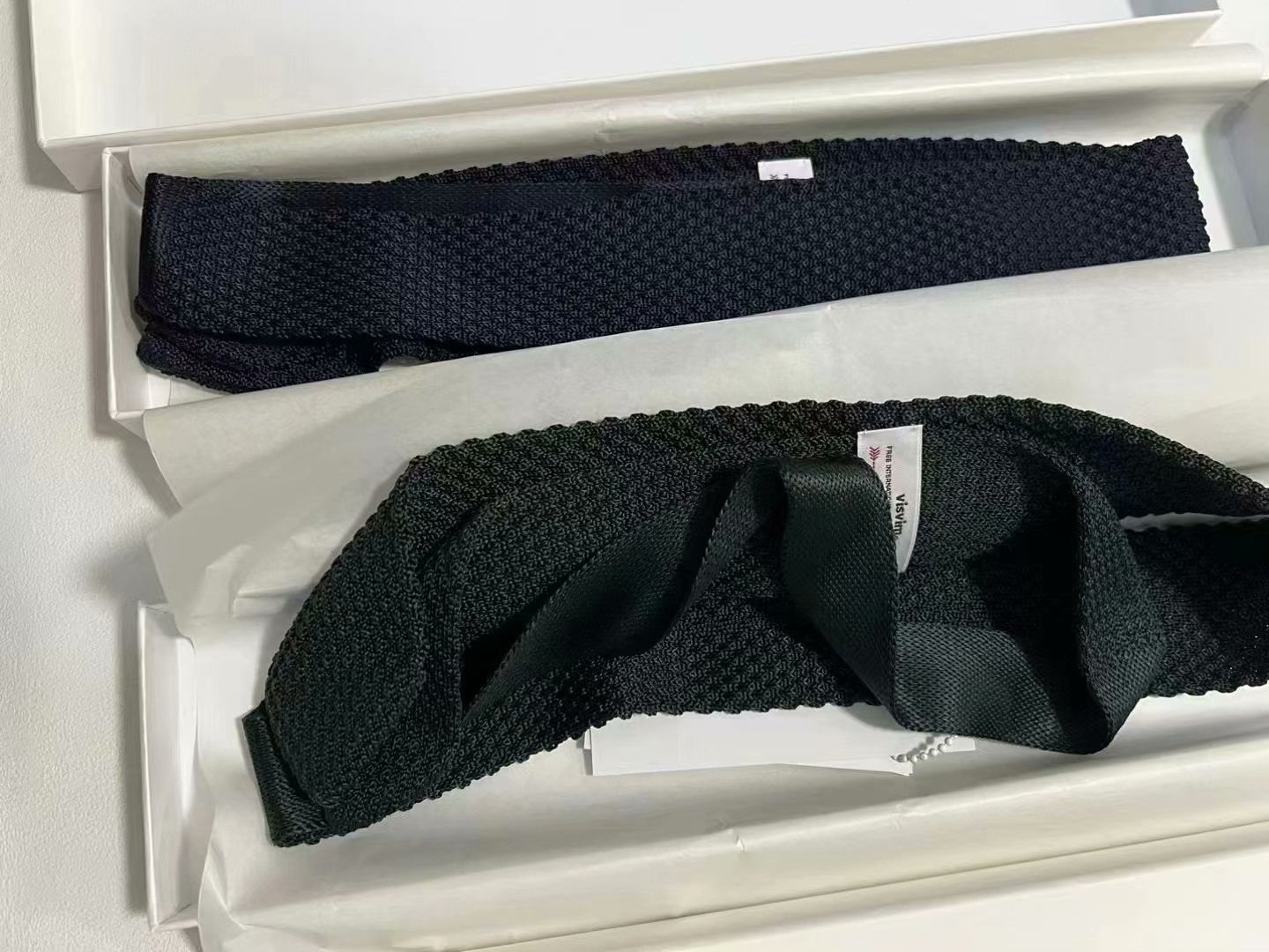 VISVIM 23AW SILK KNIT TIE — label