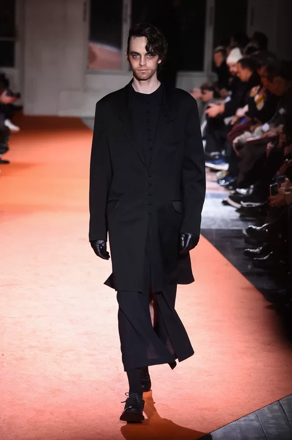 Yohji Yamamoto 18AW Tailcoat Coat — label