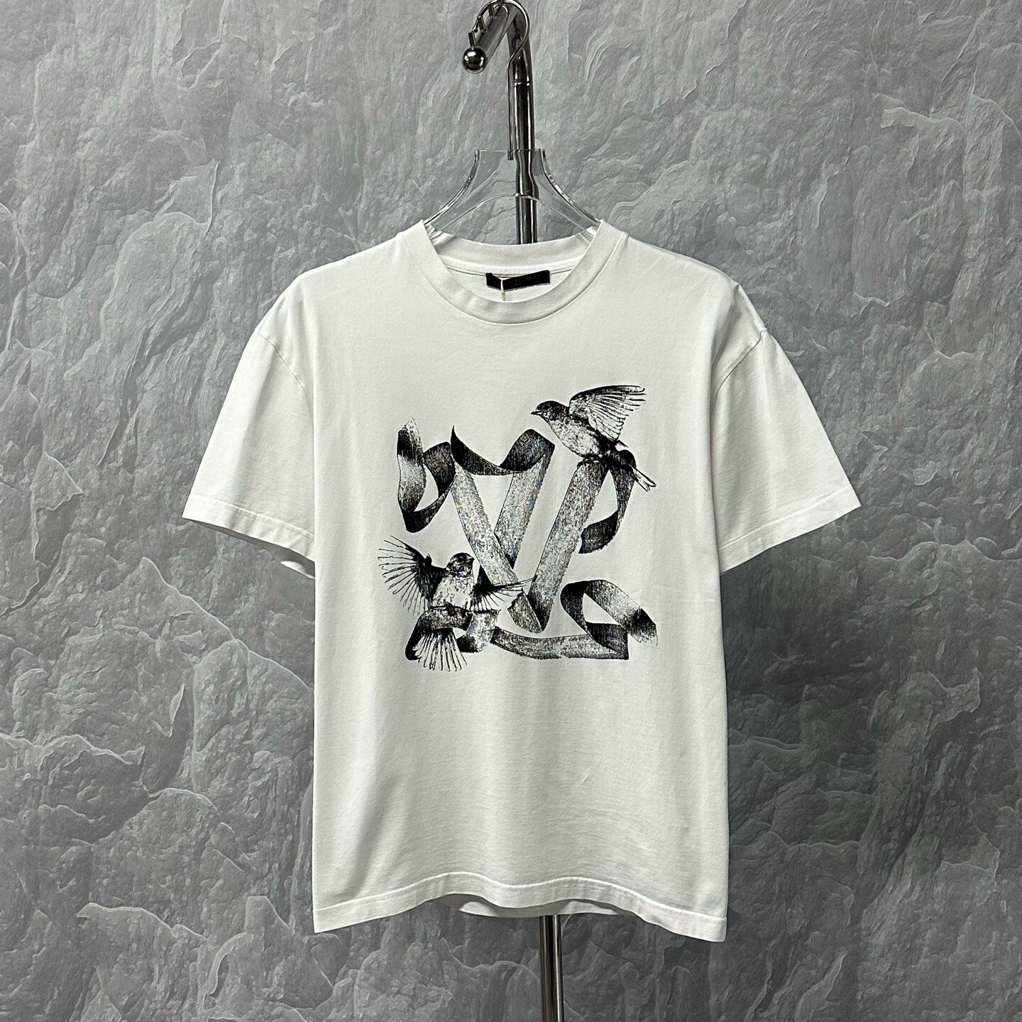 Louis Vuitton Pigeon Print Short Sleeve T-Shirt