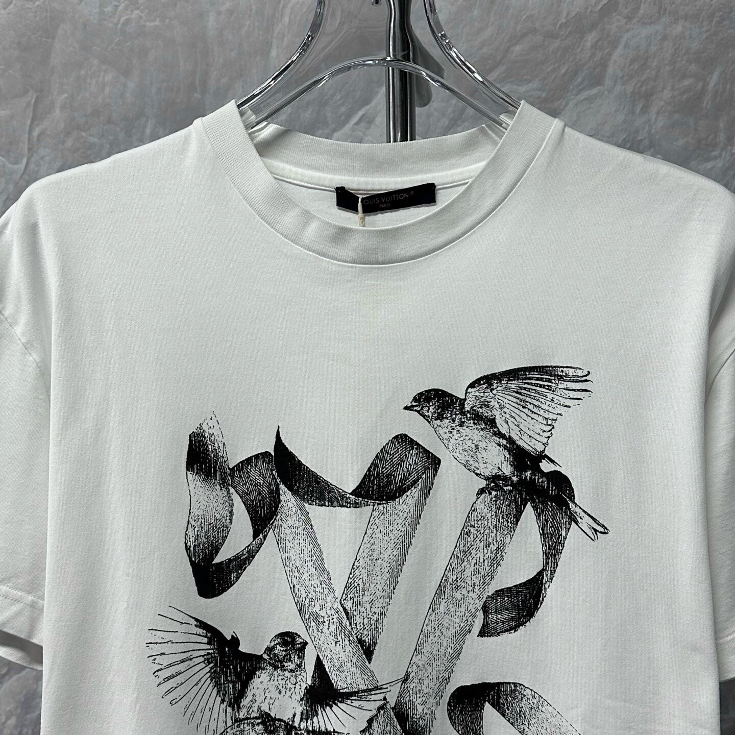 Louis Vuitton Pigeon Print Short Sleeve T-Shirt — front