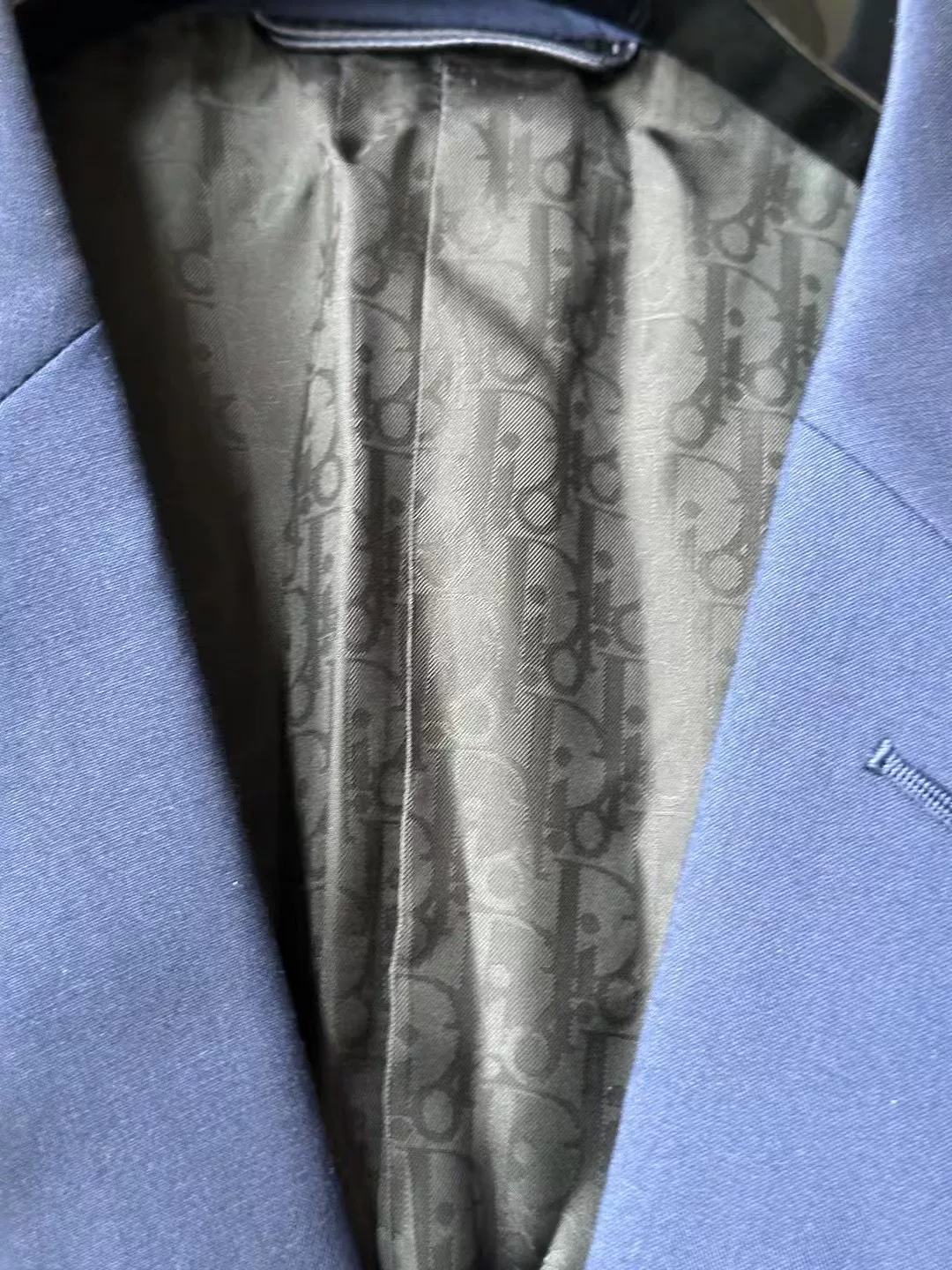 Dior Dark Blue Printed Lining Suit — detail