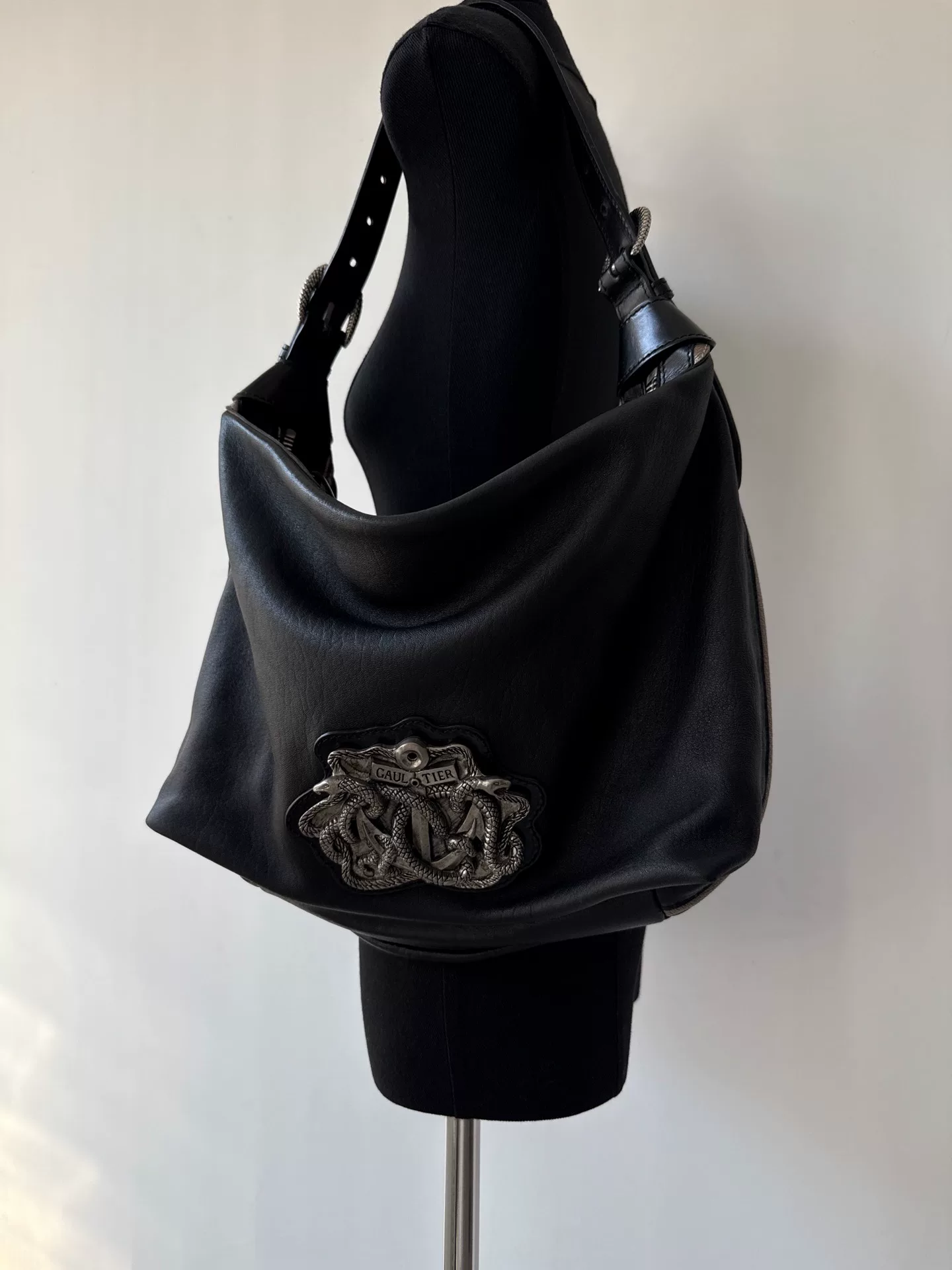 Jean Paul Gaultier Snake-Anchor Crossbody Bag — detail