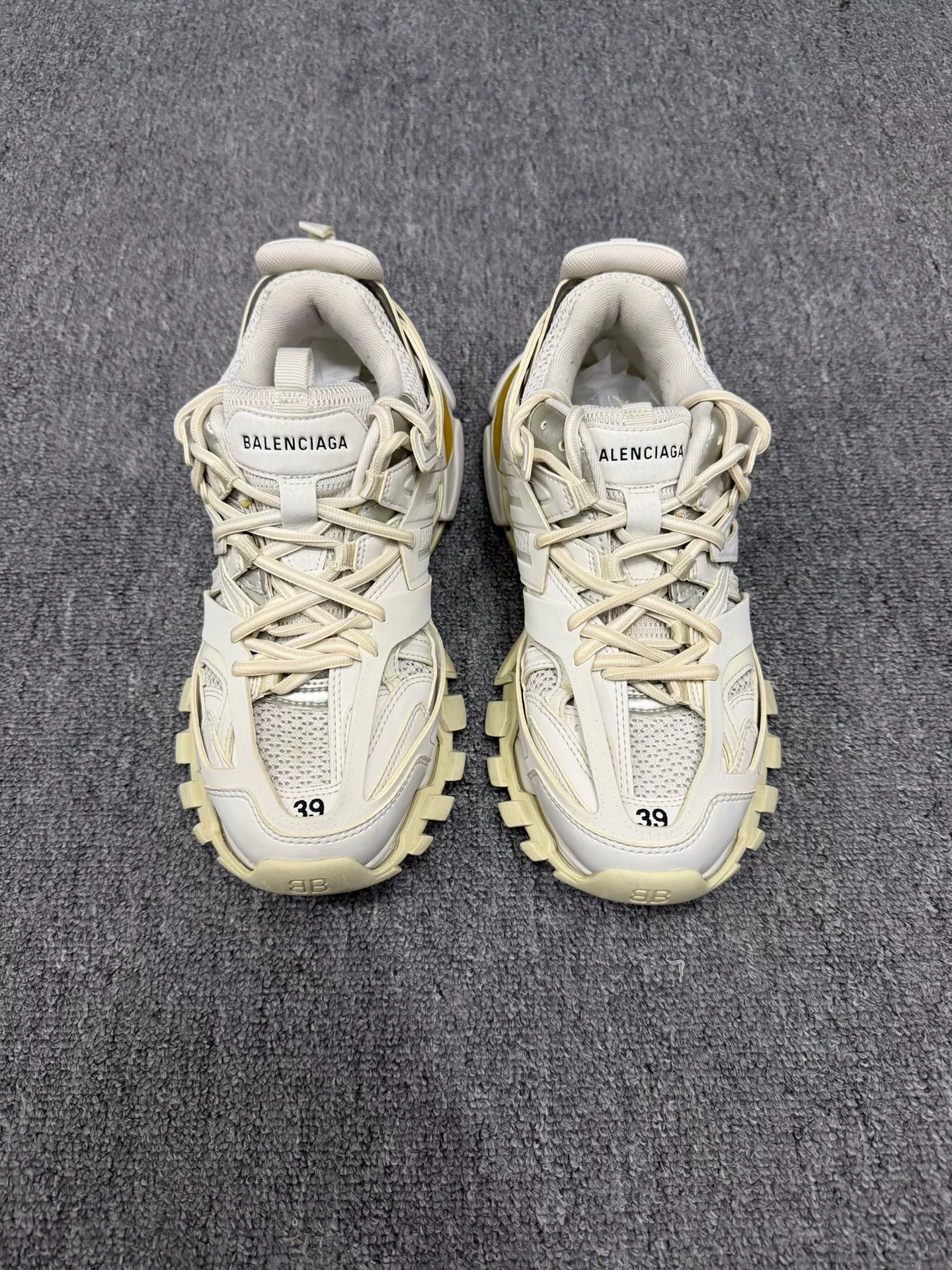 Balenciaga Track Dad Shoes White 39