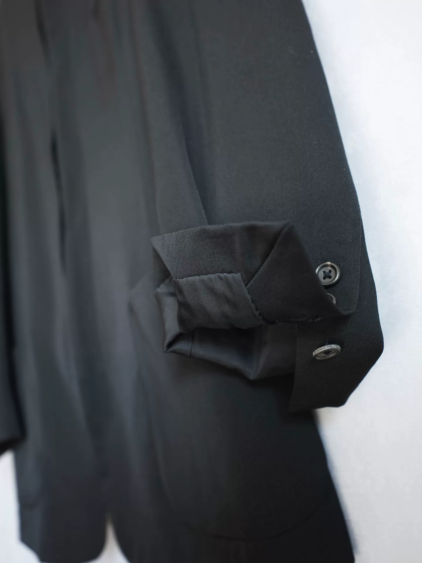 Yohji Yamamoto 95AW Collarless Double-Layer Coat — label