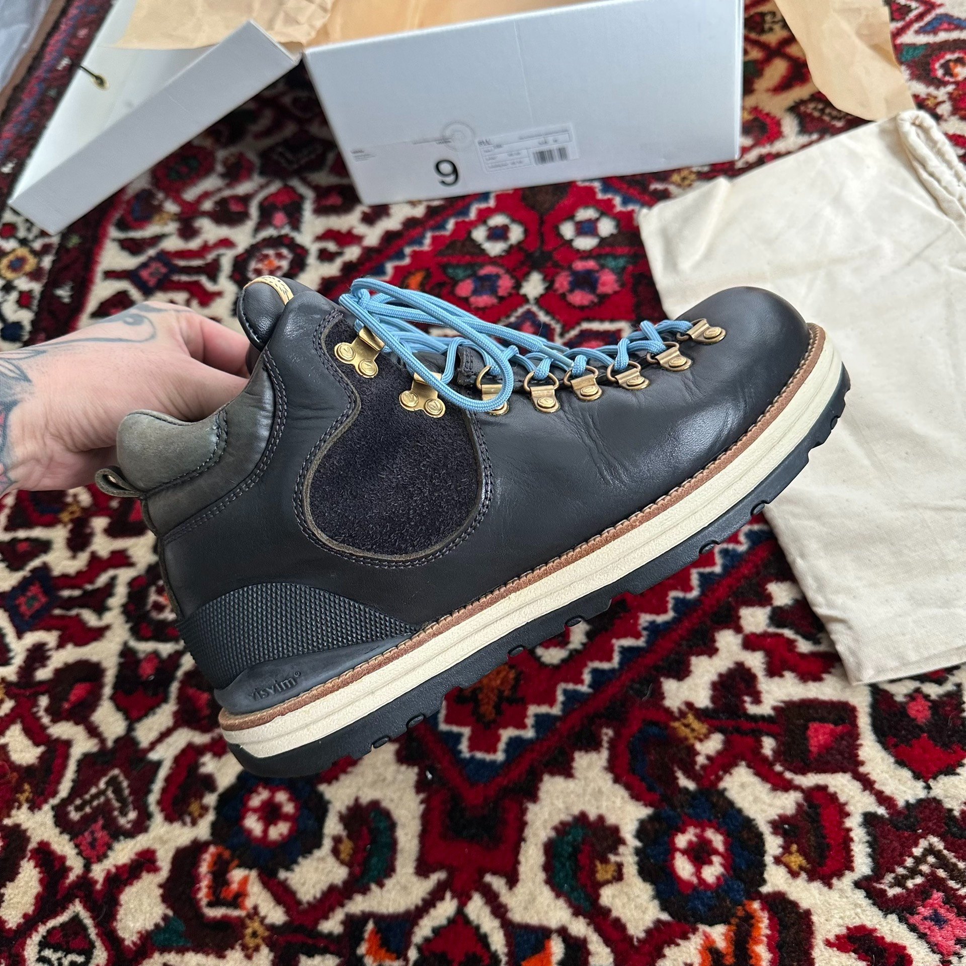 visvim 12AW Serra Mountaineering Boots — detail