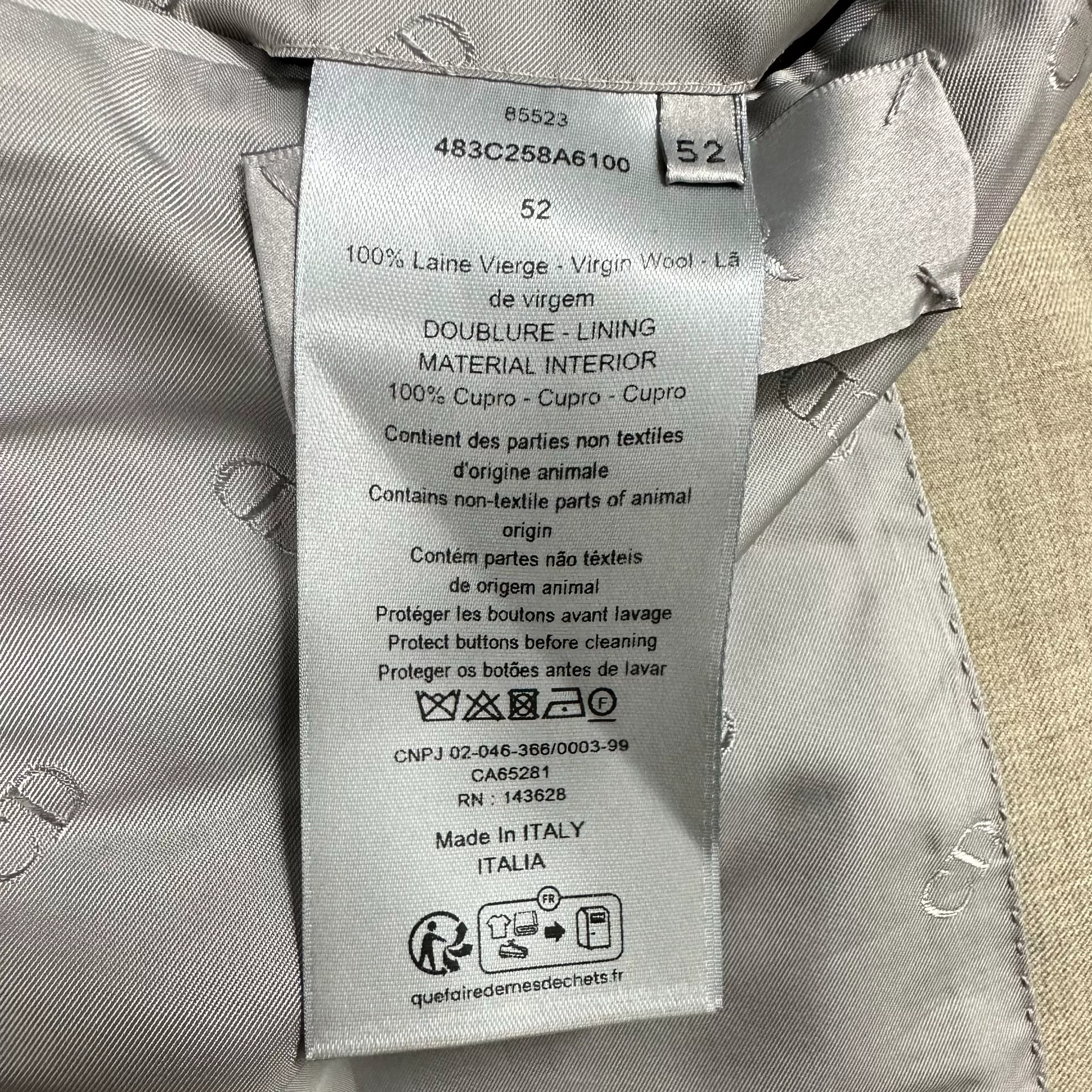 Dior Man 24SS Light Khaki Wool Suit — label
