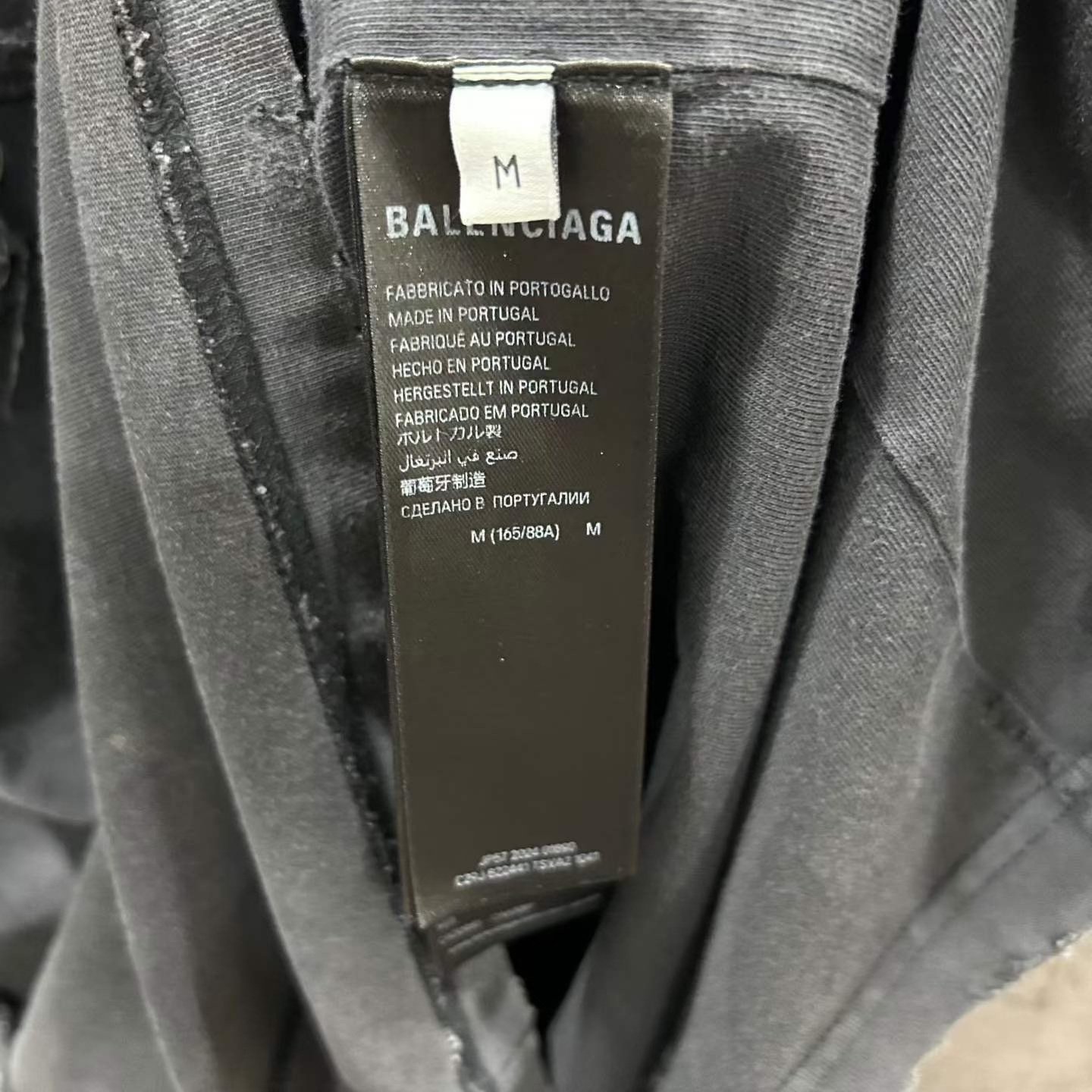 Balenciaga Oversized Patch Logo Short-Sleeve T-Shirt — label