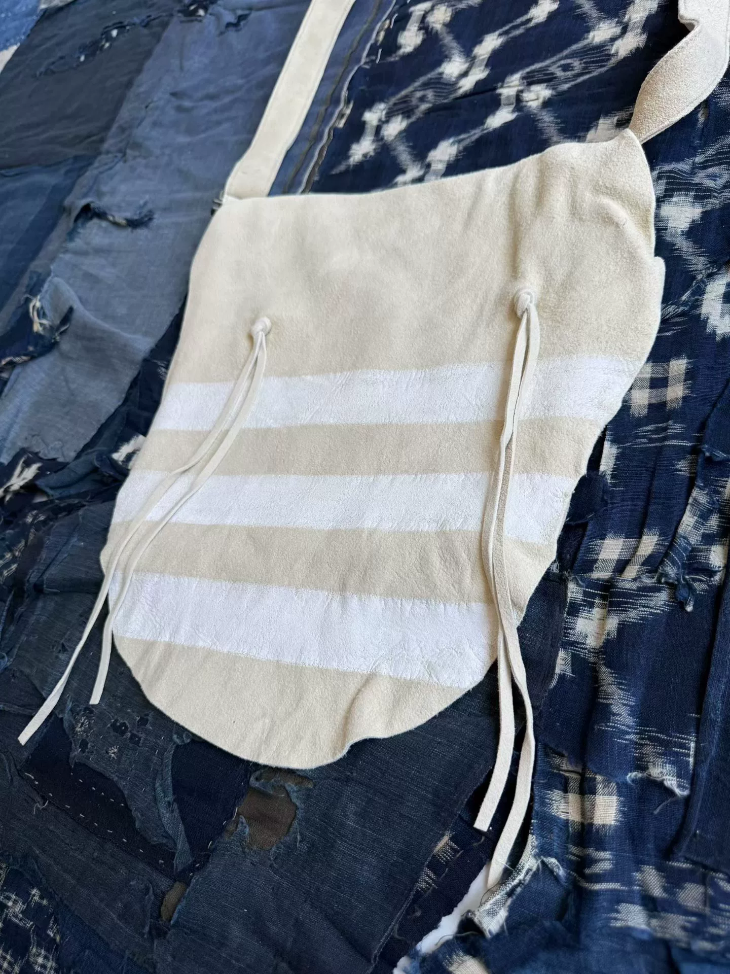 VISVIM 23AW Deerskin Shoulder Bag — back