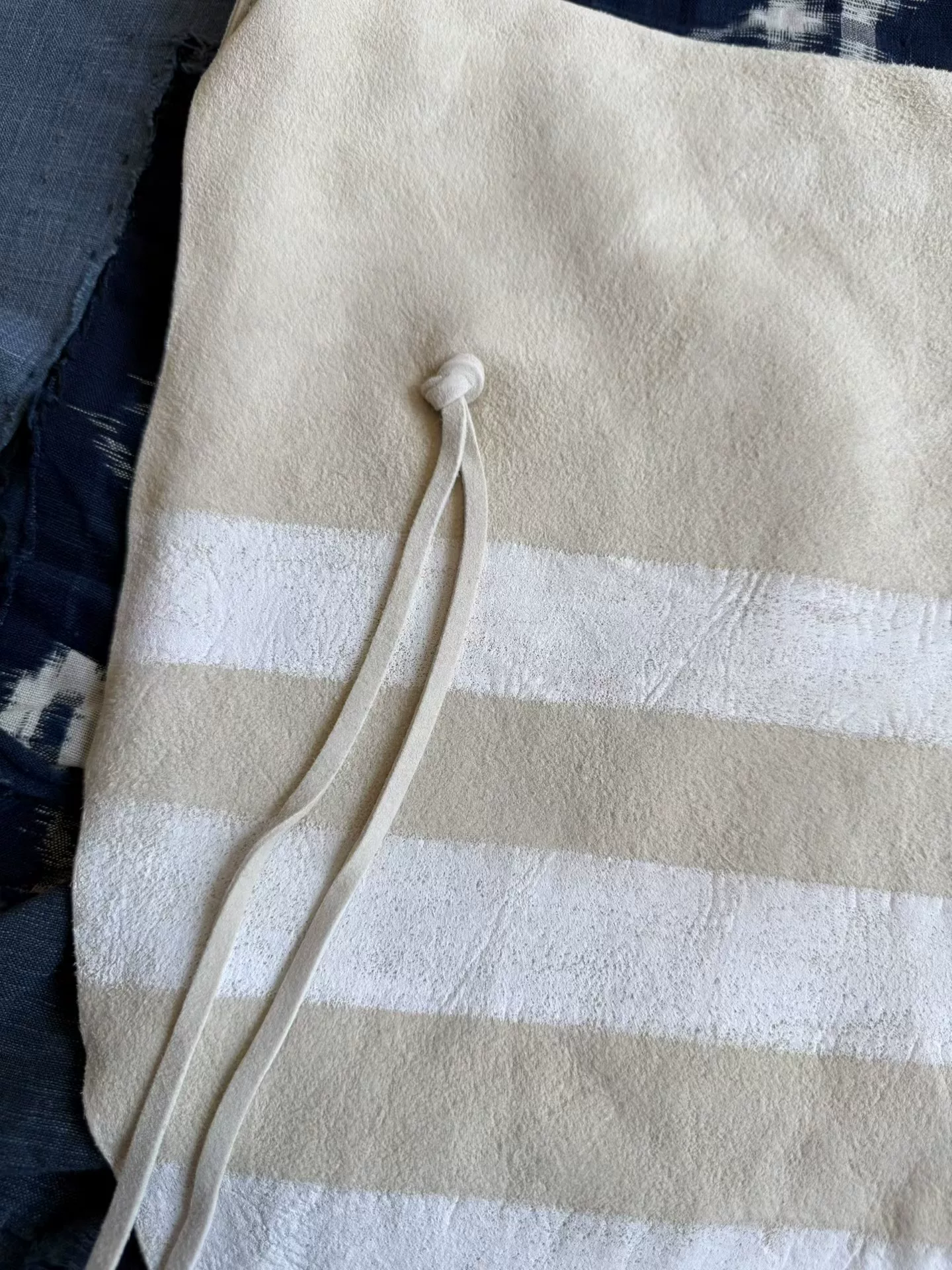 VISVIM 23AW Deerskin Shoulder Bag — detail