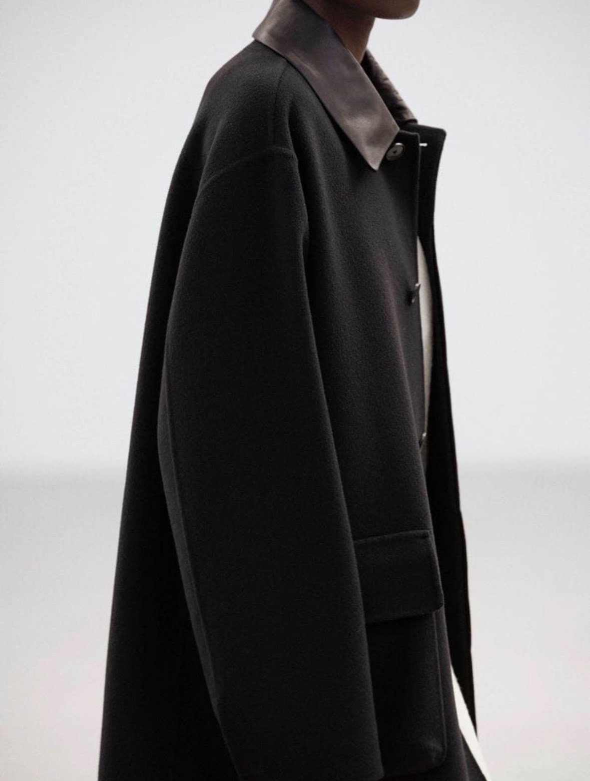 Auralee 25AW Cashmere Sheepskin Collar Jacket — front