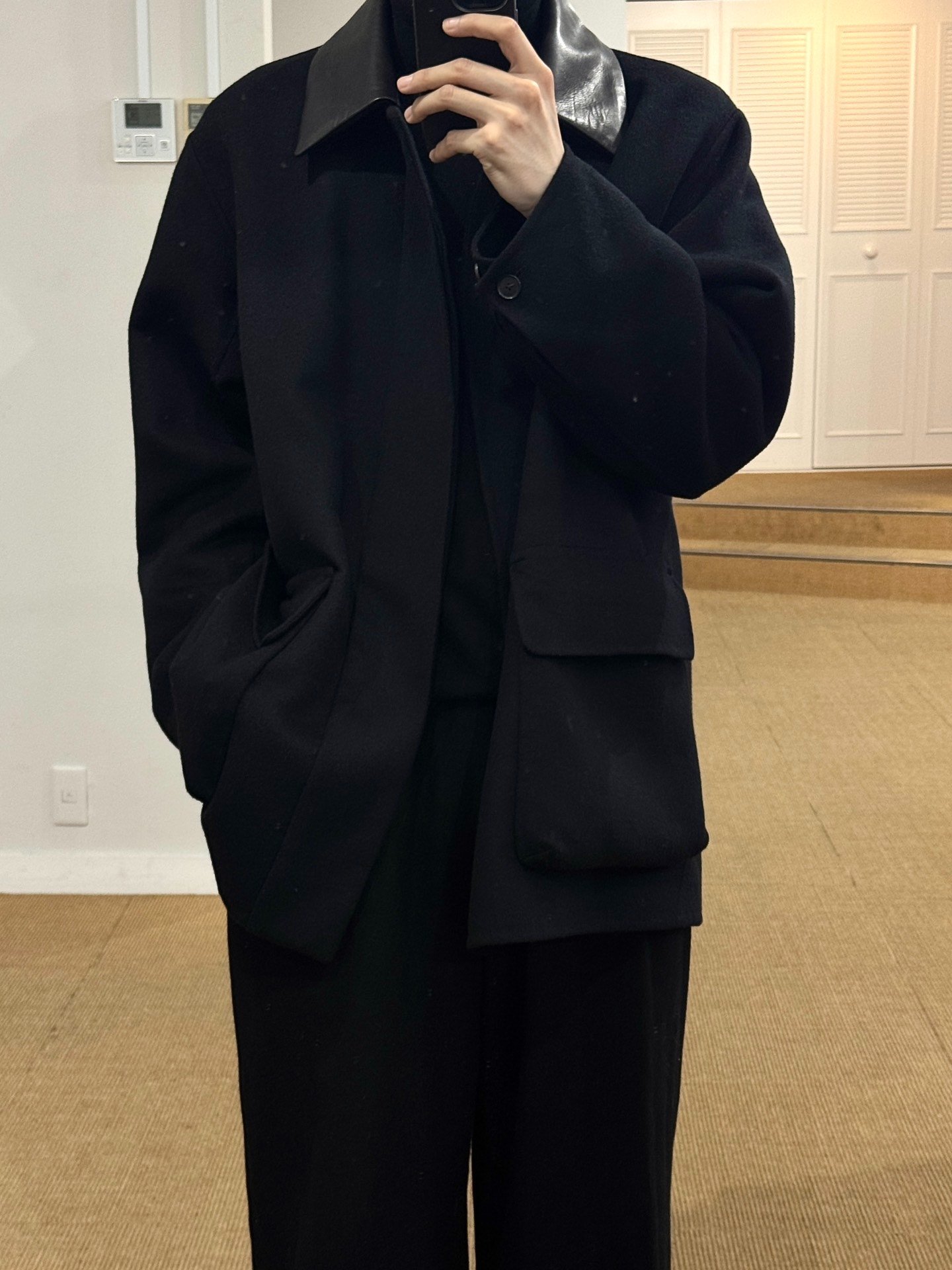 Auralee 25AW Cashmere Sheepskin Collar Jacket — label