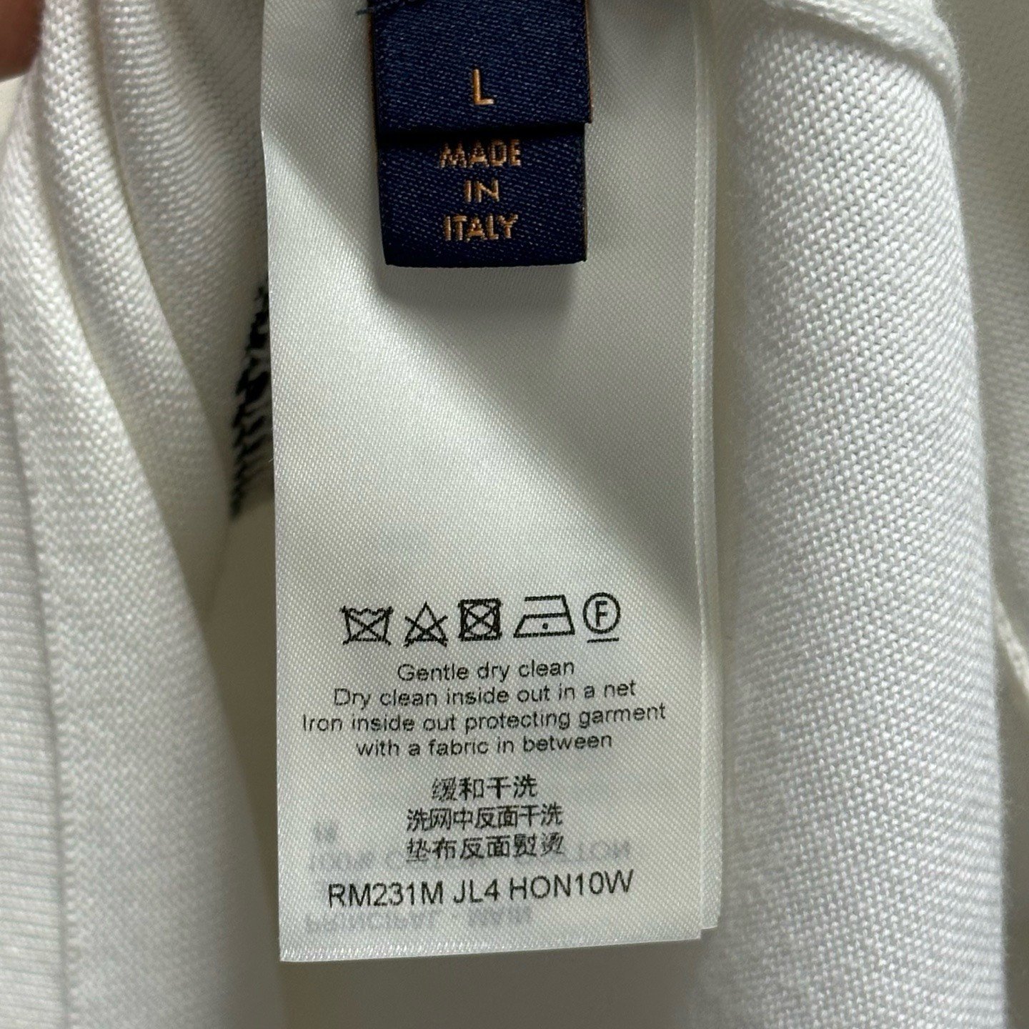 Louis Vuitton Rapper Bear Knit T-Shirt — label
