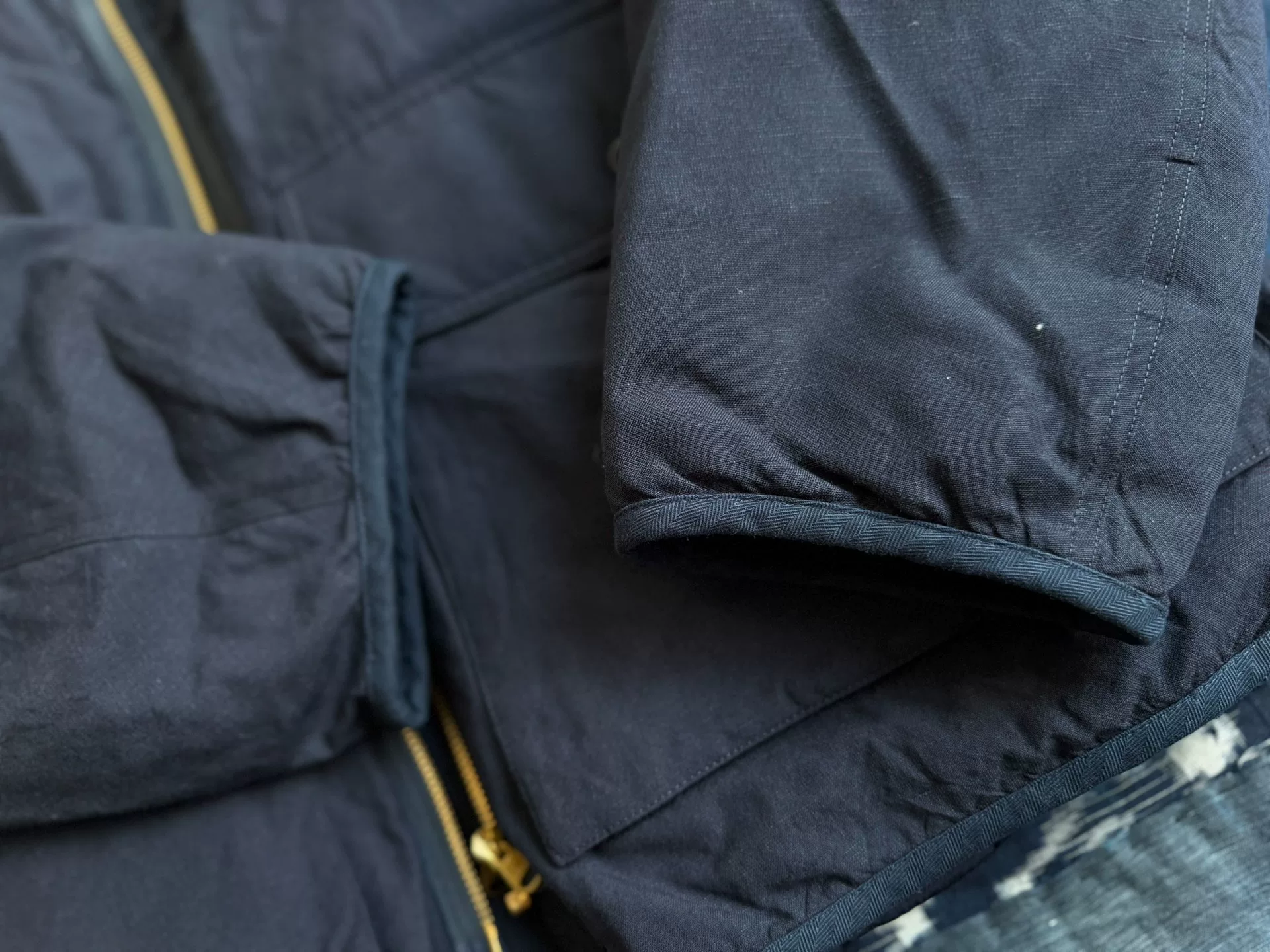 VISVIM 25AW IRIS Reversible Down JKT — label