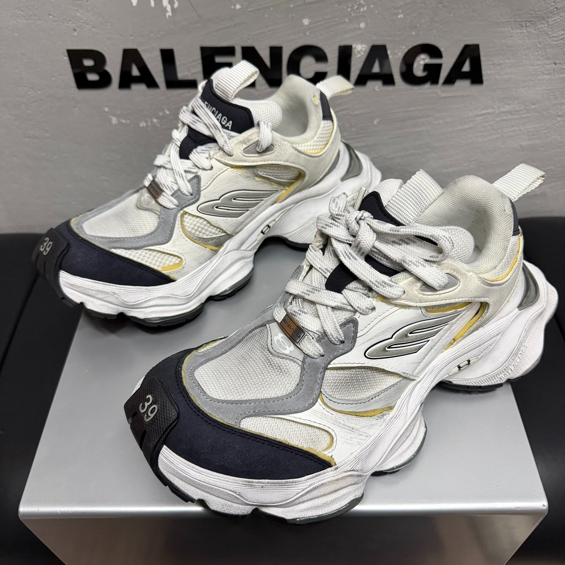 Balenciaga Cargo White Gray Dad Shoes
