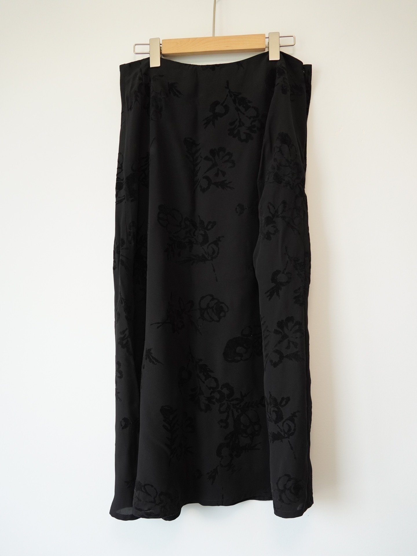 Yohji Yamamoto 1997SS Velvet Floral Skirt — front