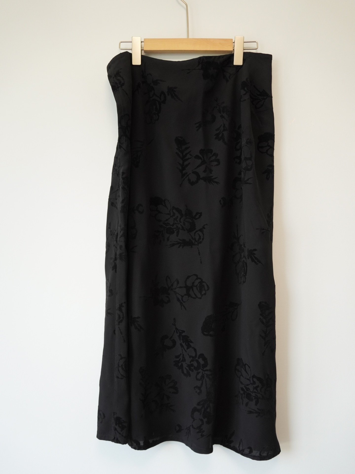 Yohji Yamamoto 1997SS Velvet Floral Skirt — detail