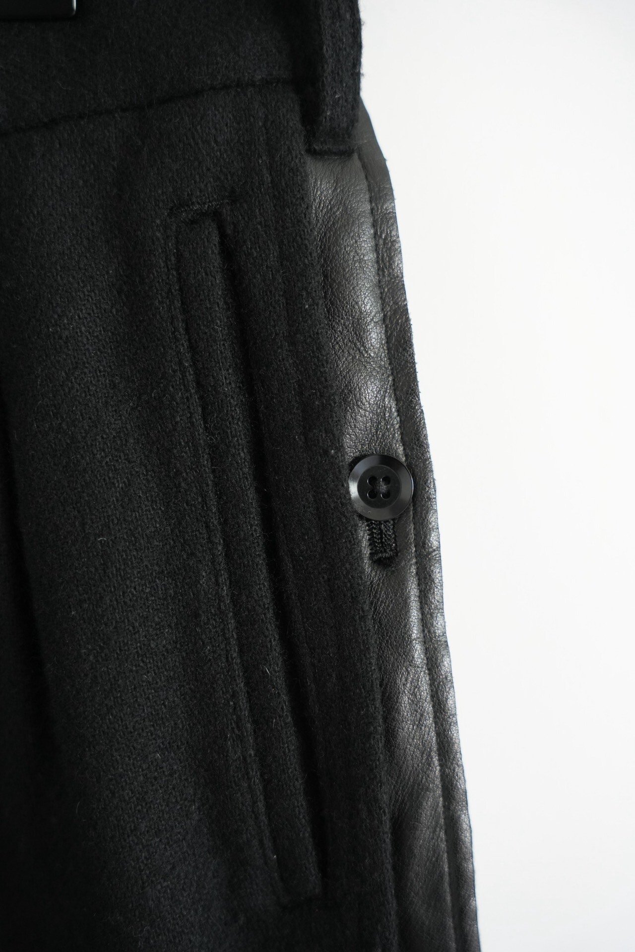 Yohji Yamamoto 14AW Cropped Leather Panel Pants — back