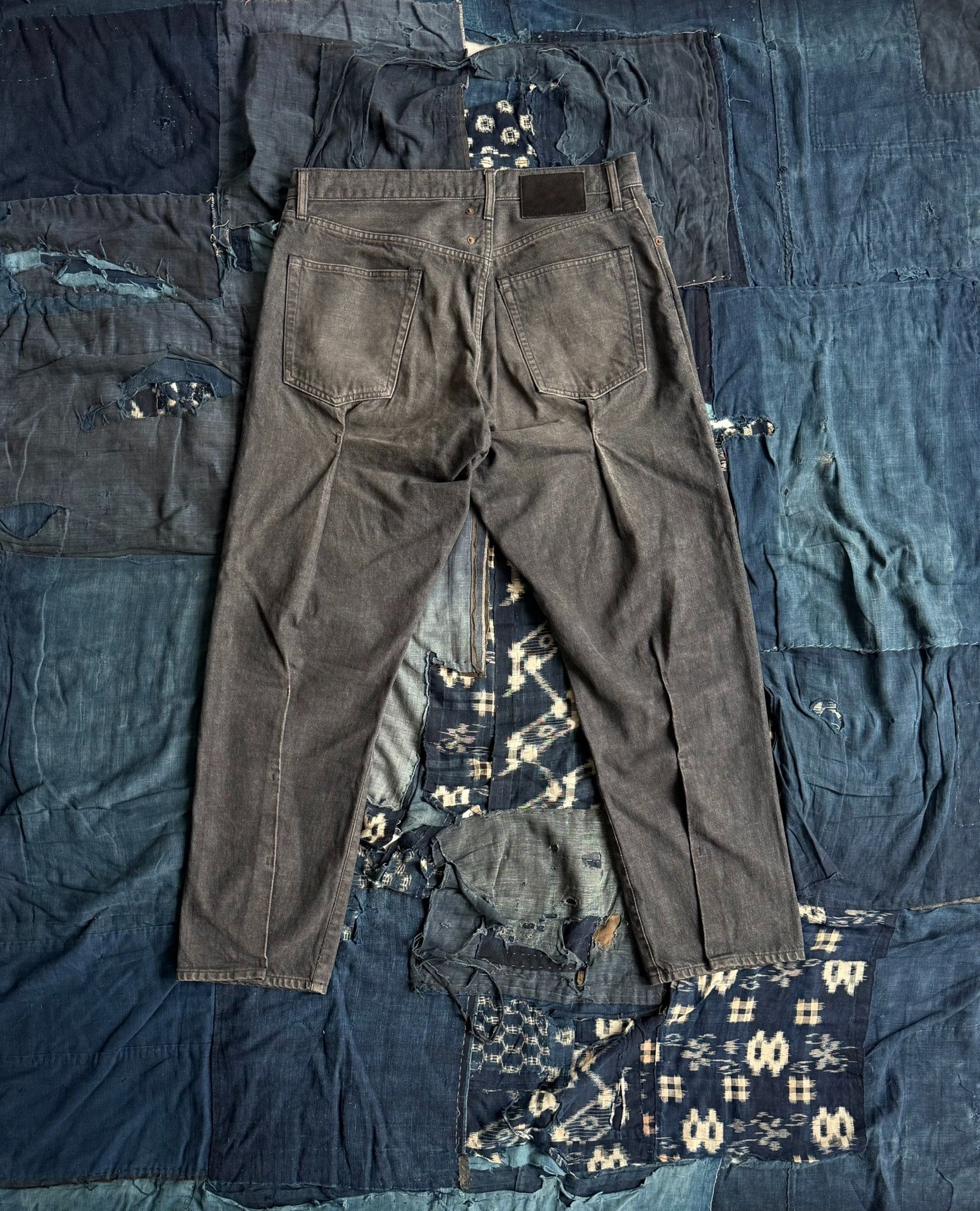 VISVIM 23AW Journeyman Pants Tacked DMGD Spot — front