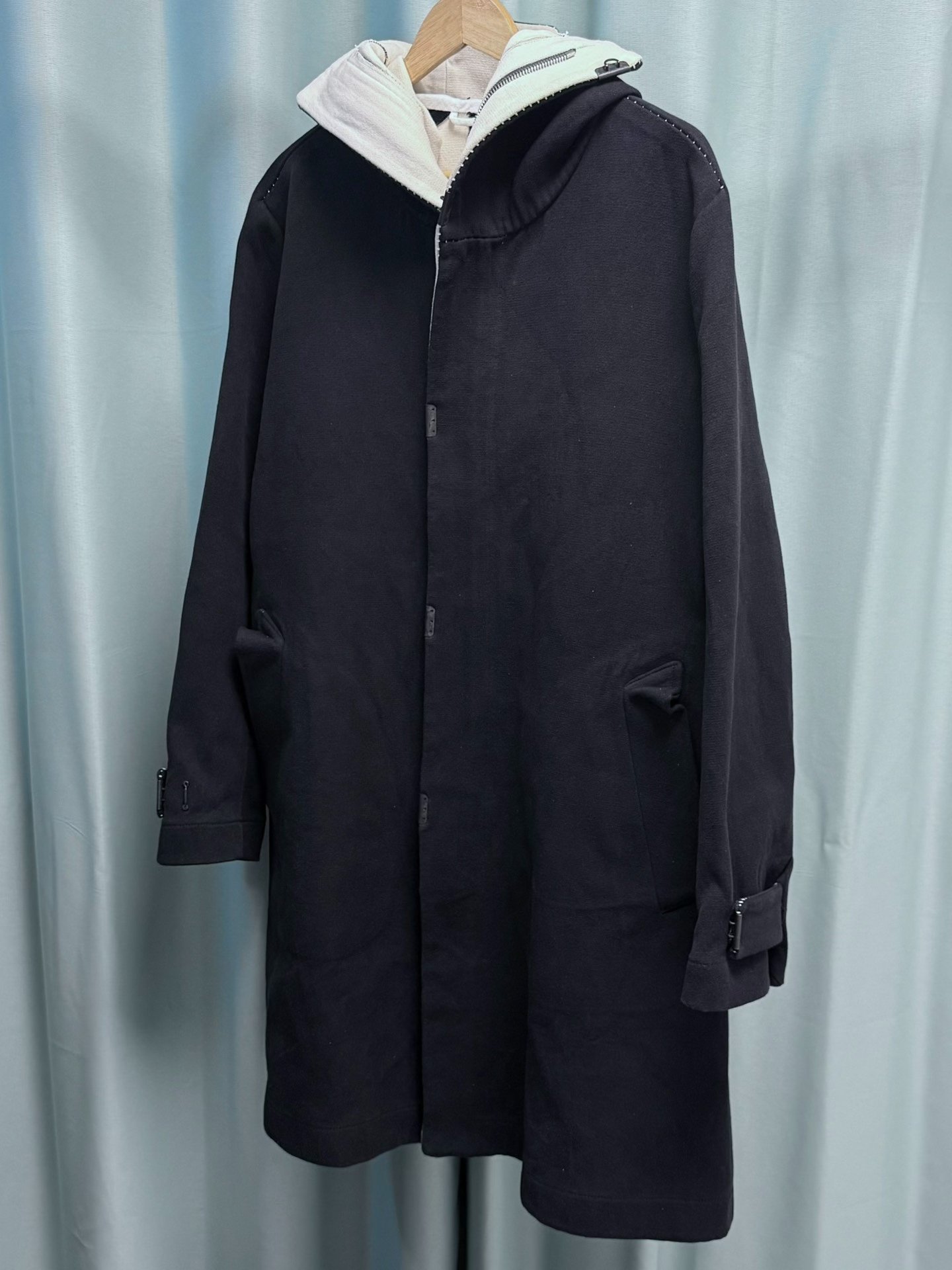 Carol Christian Poell CCP2733 Black Coat — label