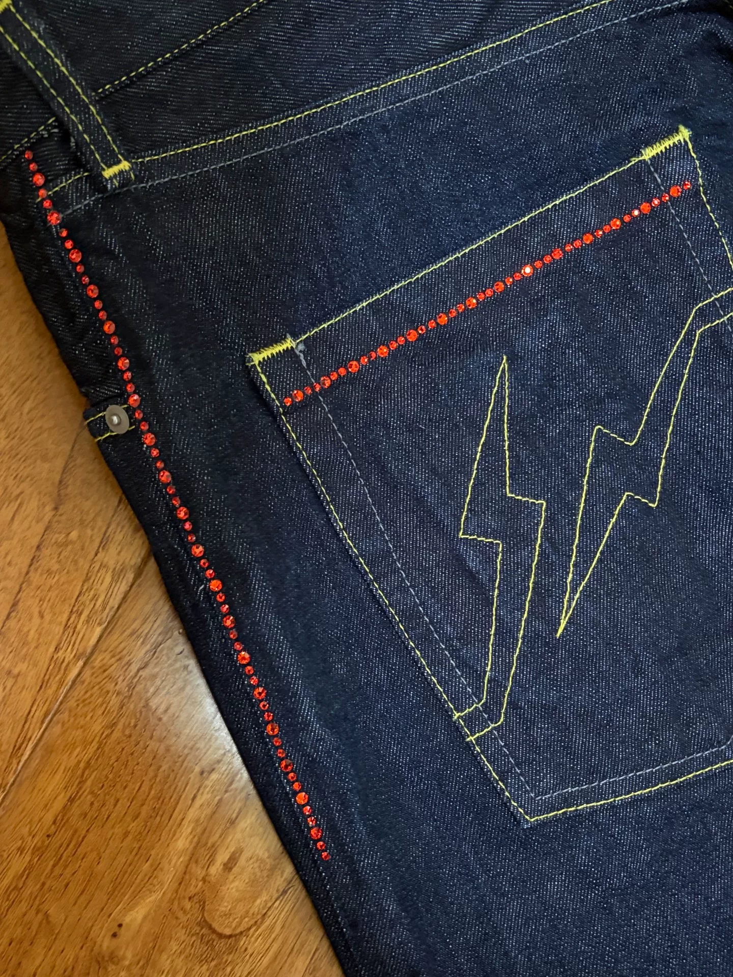 Levi's Fenom Disco Red Diamond Unwashed Jeans — detail