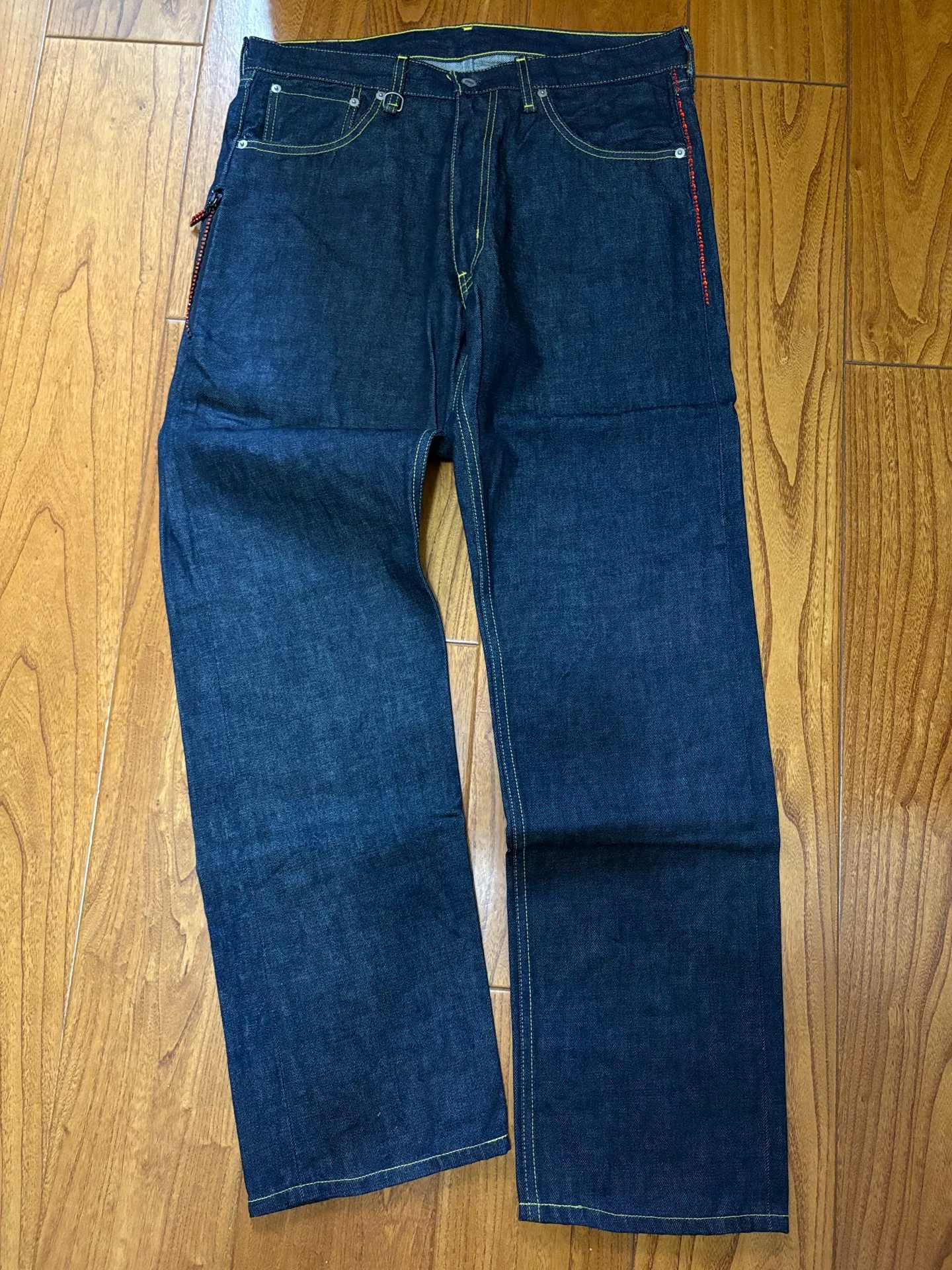Levi's Fenom Disco Red Diamond Unwashed Jeans — front