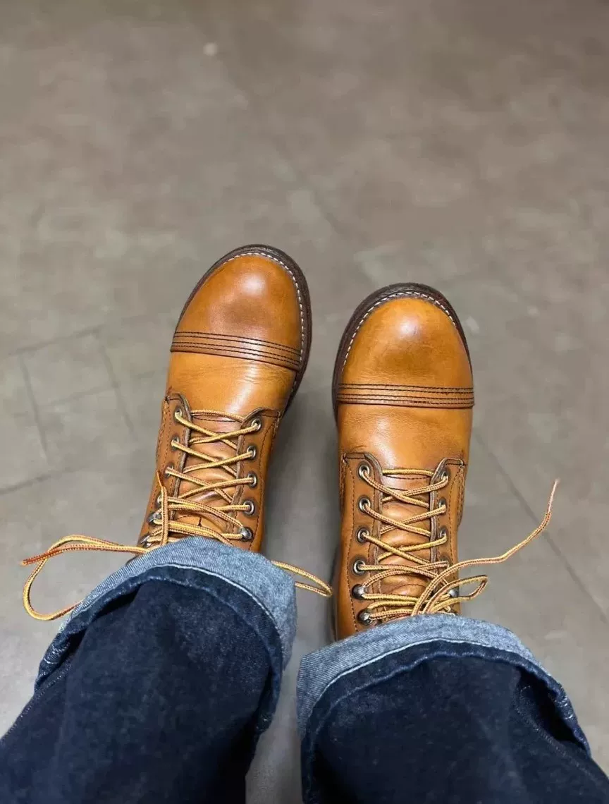 Red Wing 8112 Leather Work Boots — back